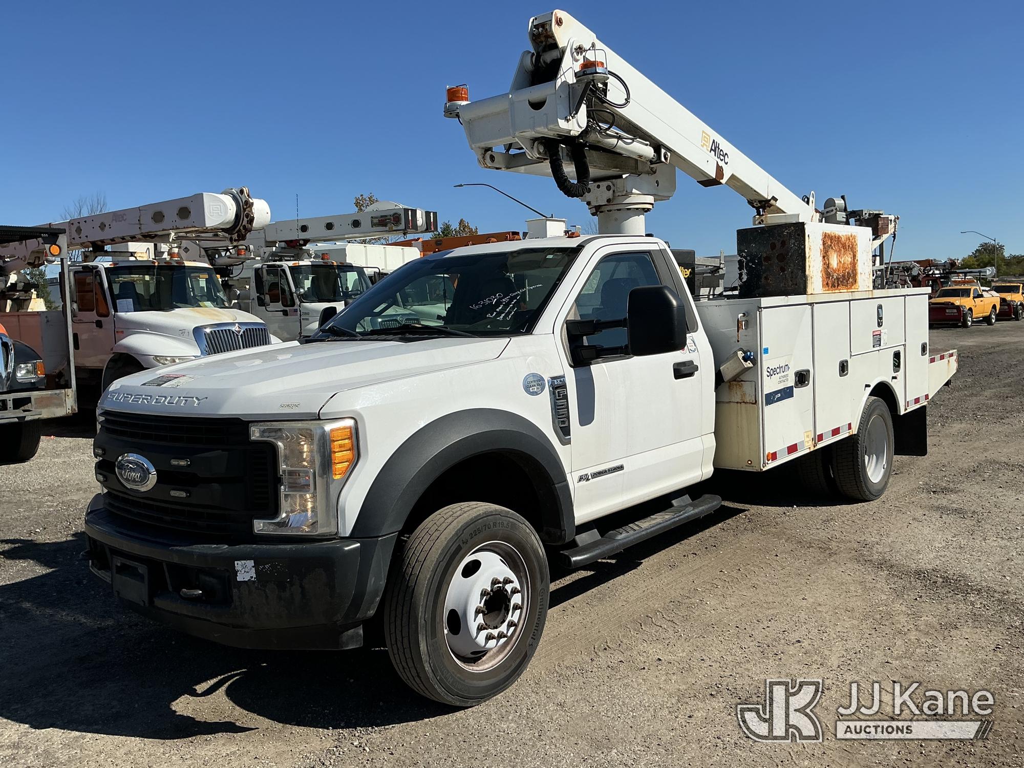 2017 Ford F550 2WD