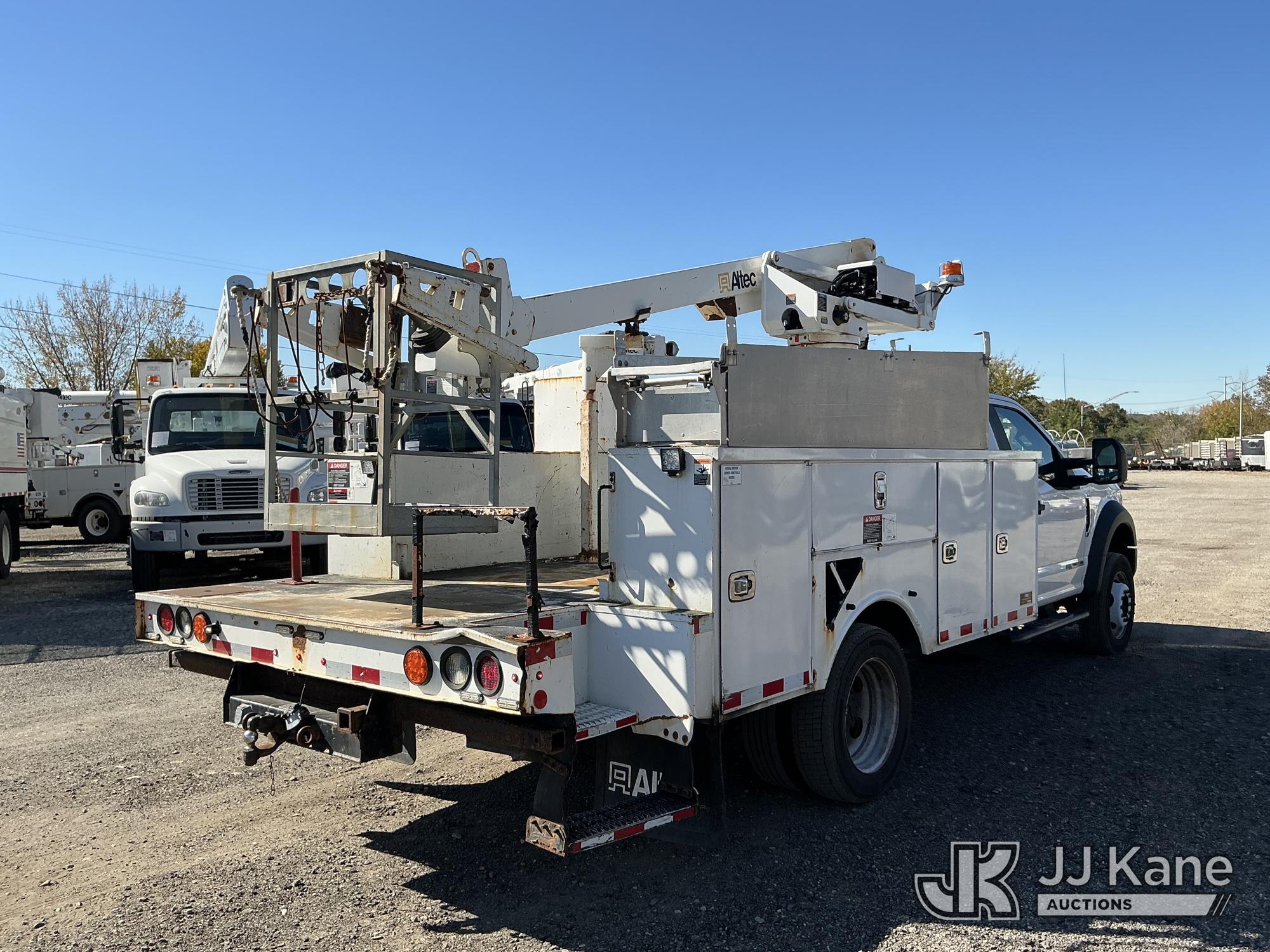 2017 Ford F550 2WD