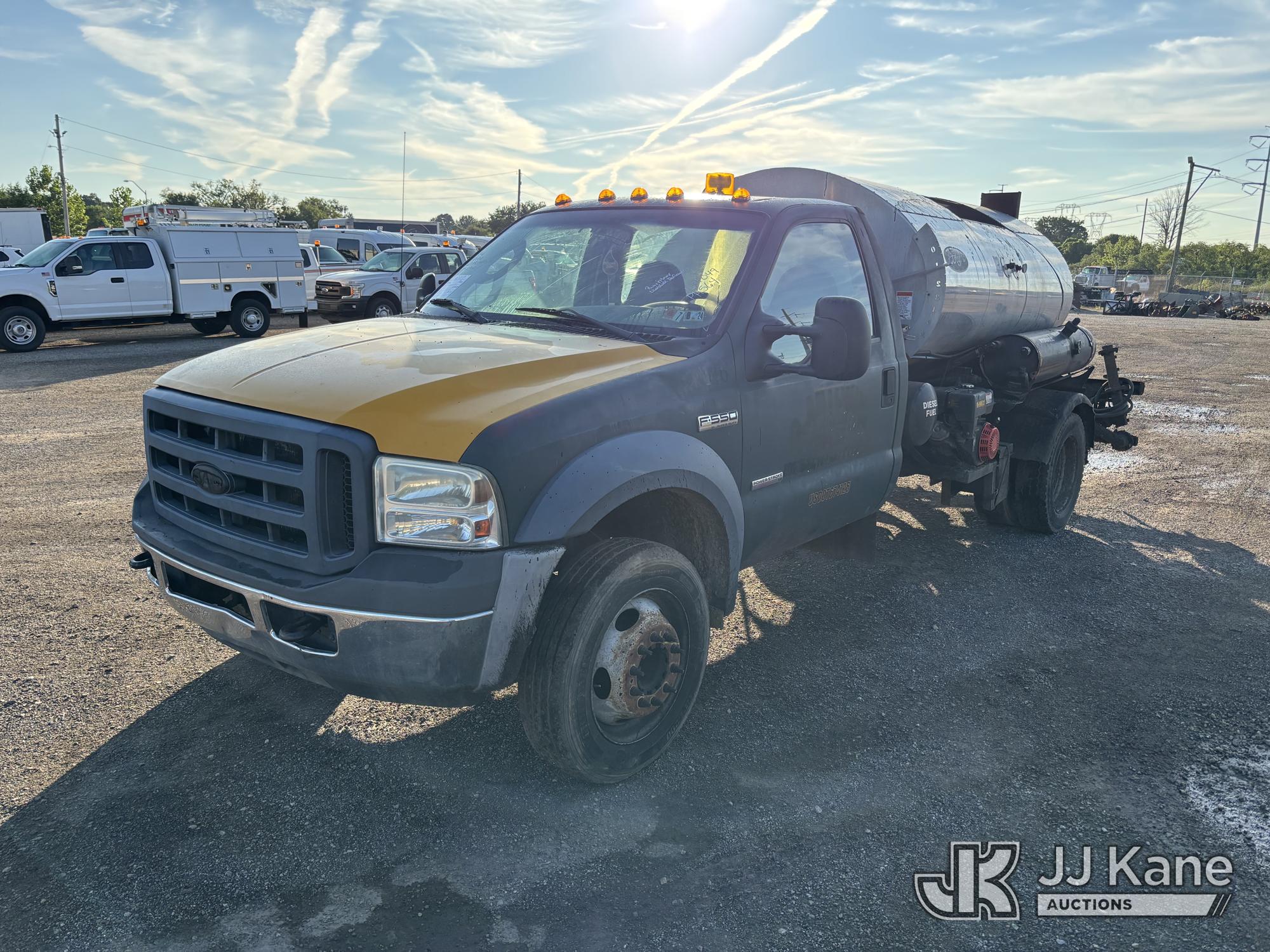 Photo of a 2006 Ford F550