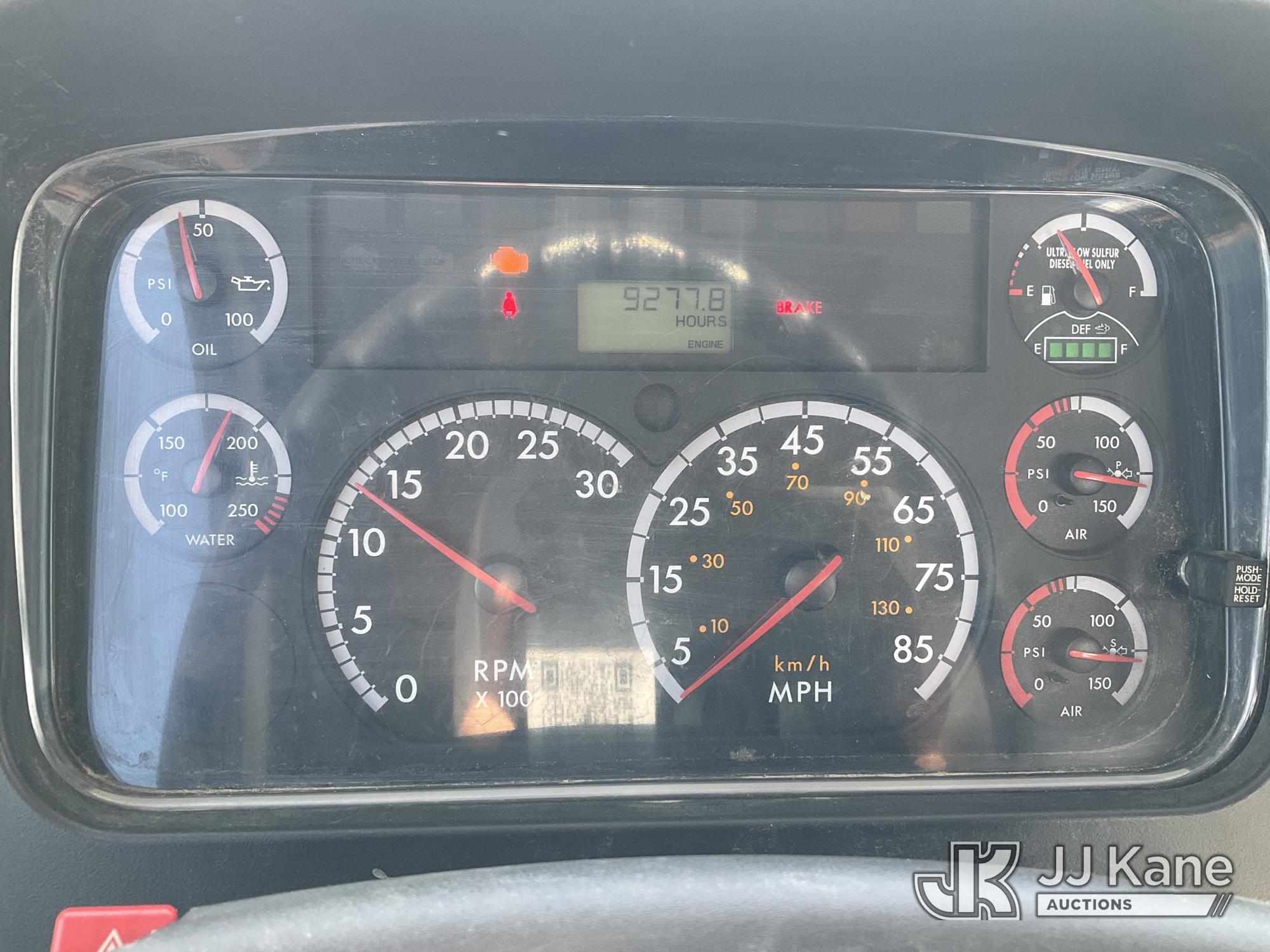 2014 Freightliner M2 106