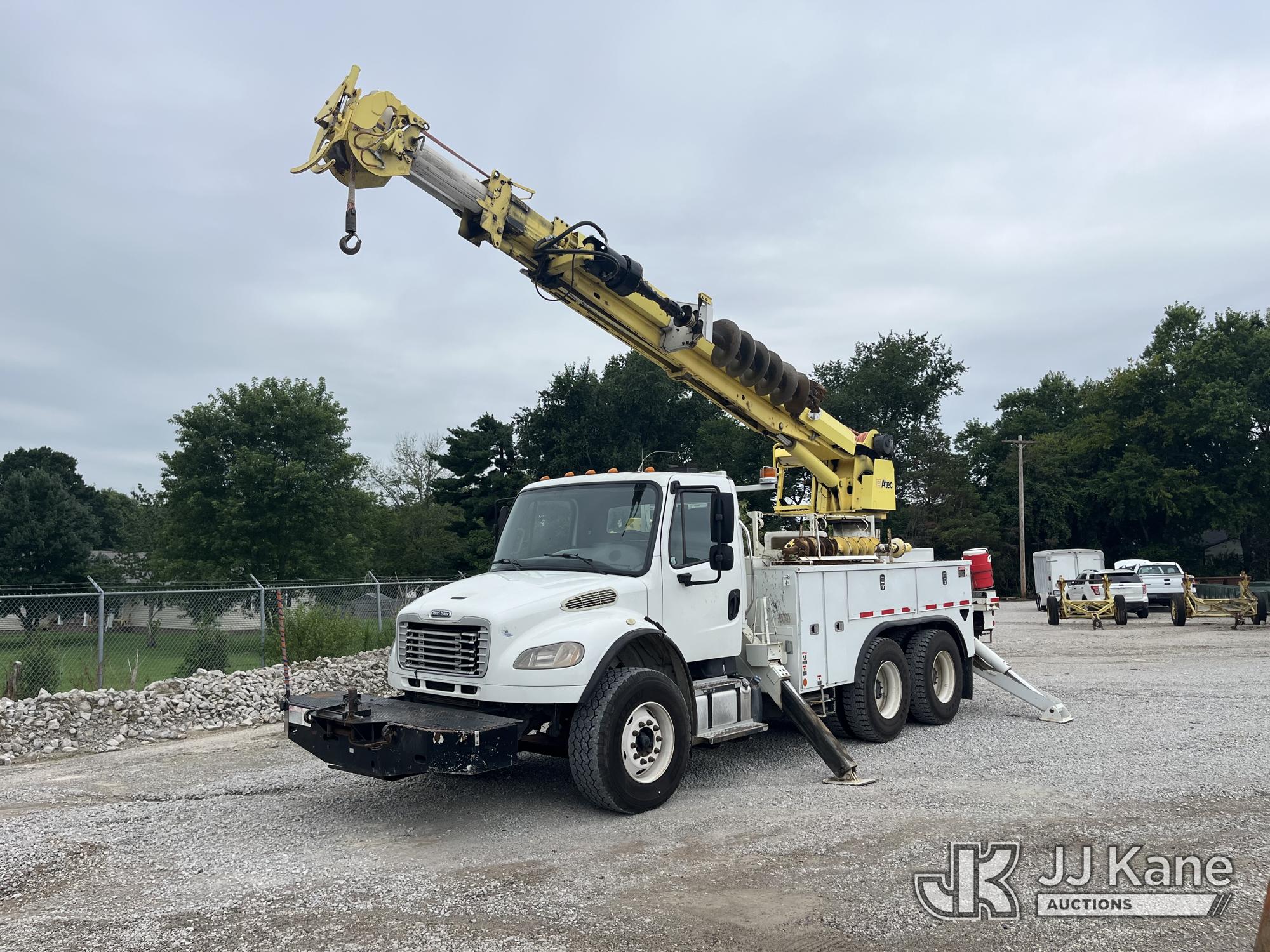 Photo of a 2014 Freightliner M2 106