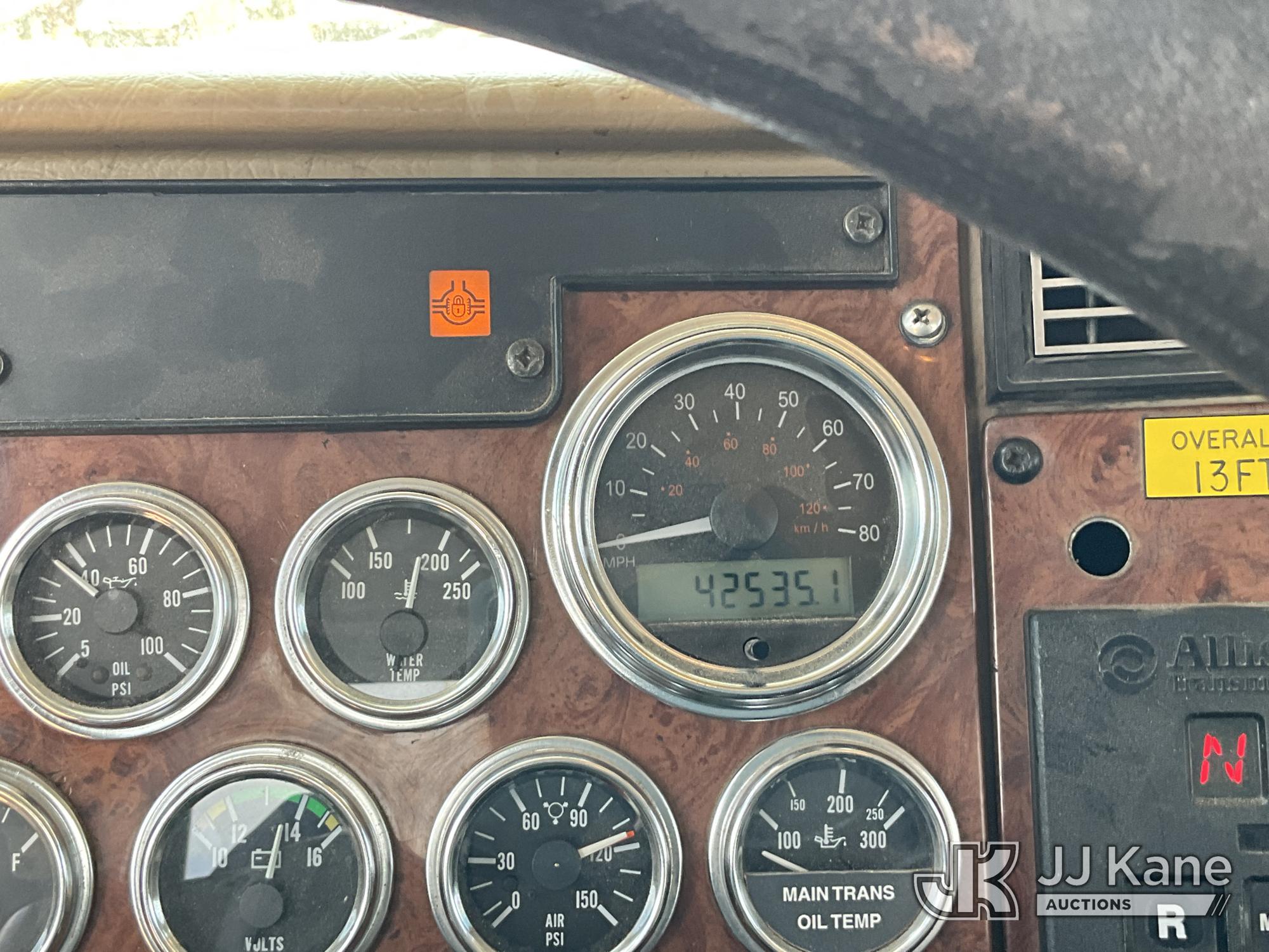 2006 Peterbilt 335