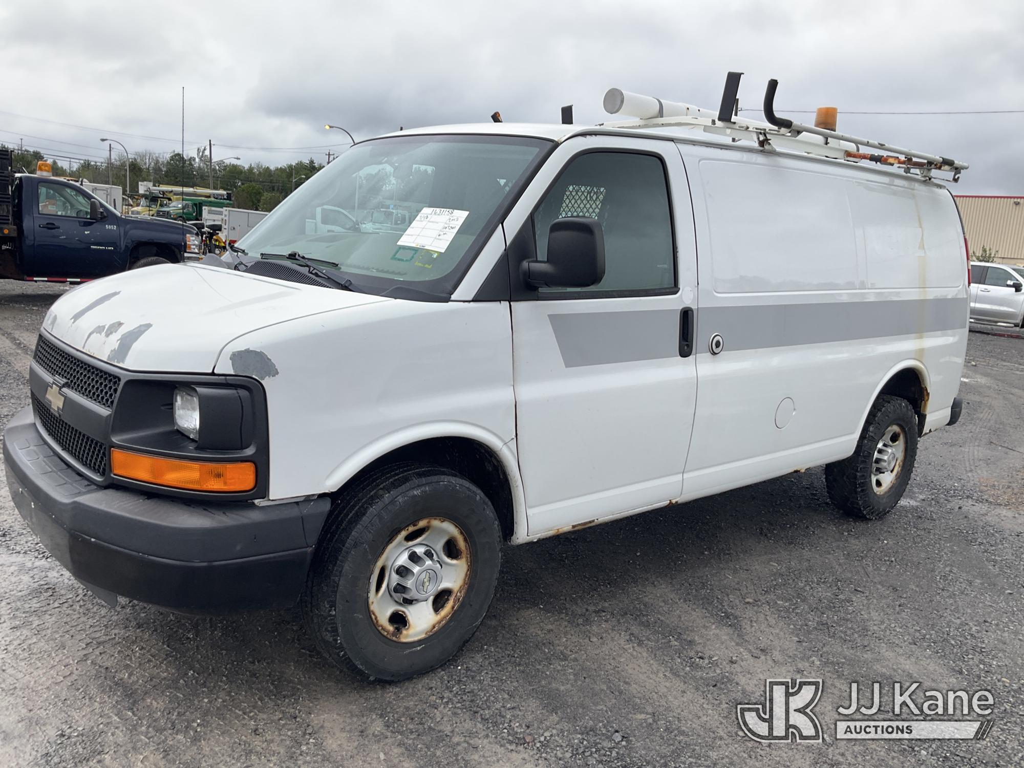 2012 Chevrolet Express G2500 Cargo Van