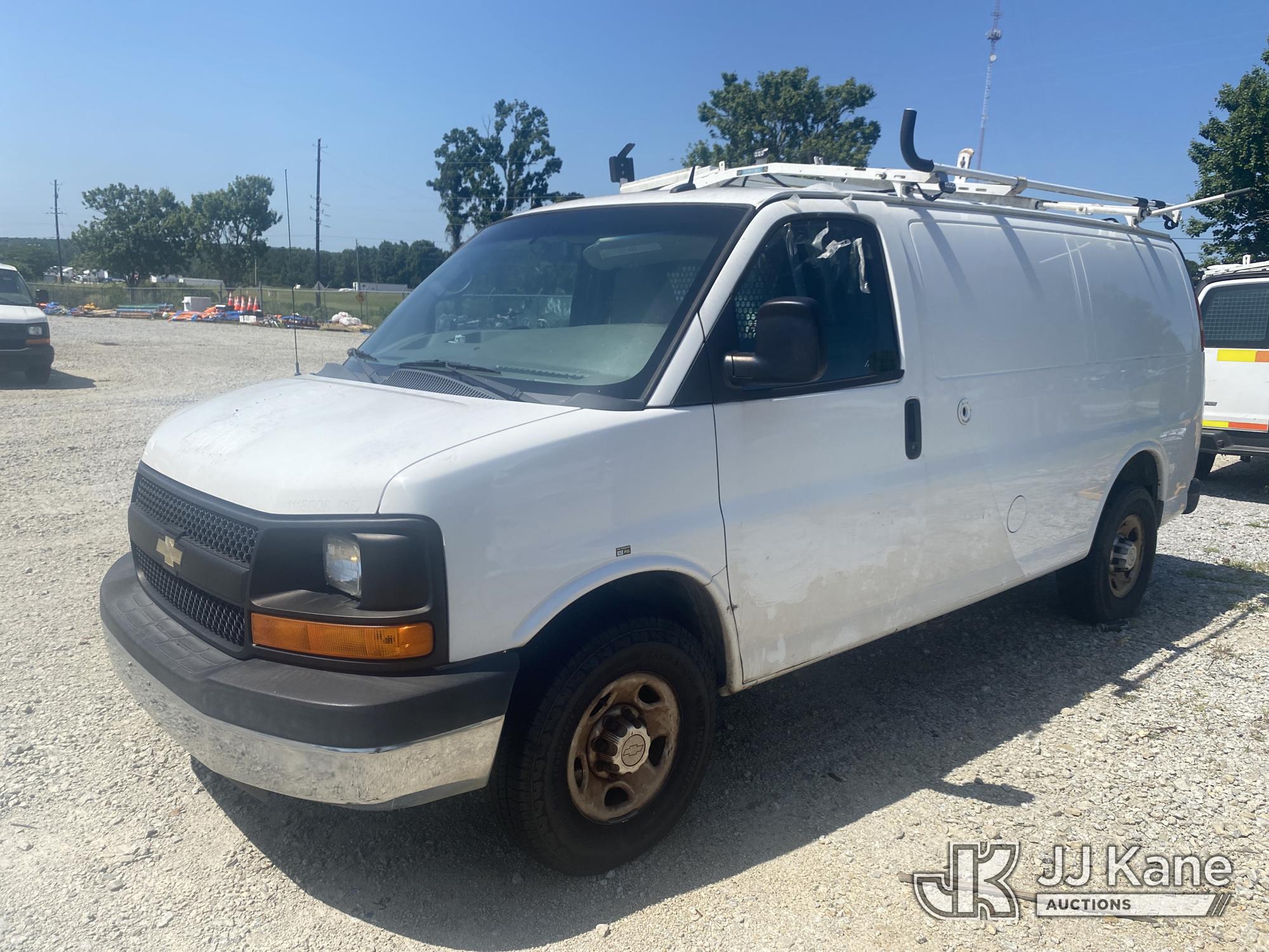 2015 Chevrolet Express G2500 Cargo Van
