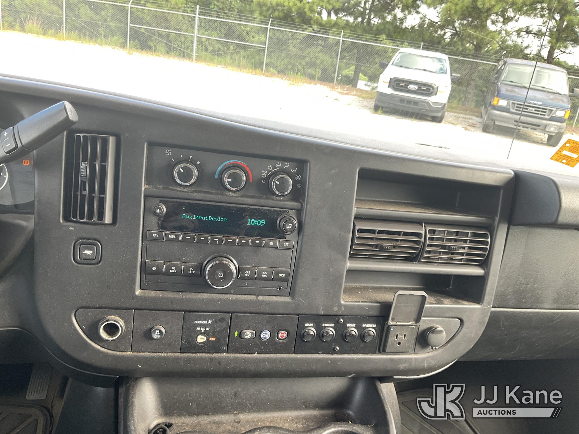 2017 Chevrolet Express G2500