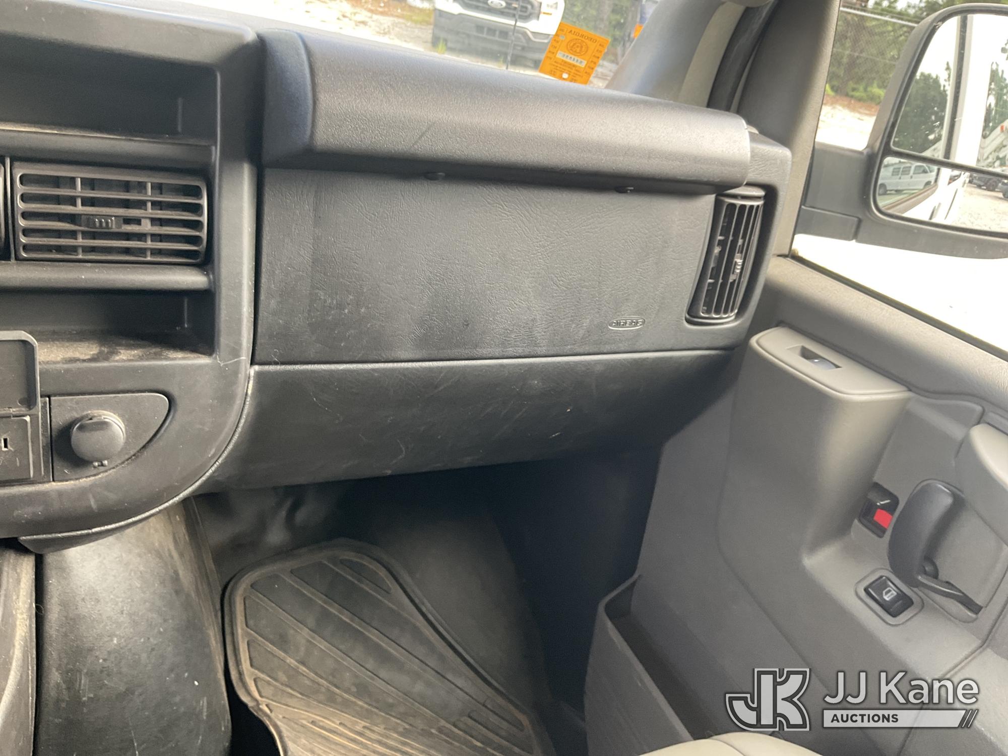 2017 Chevrolet Express G2500