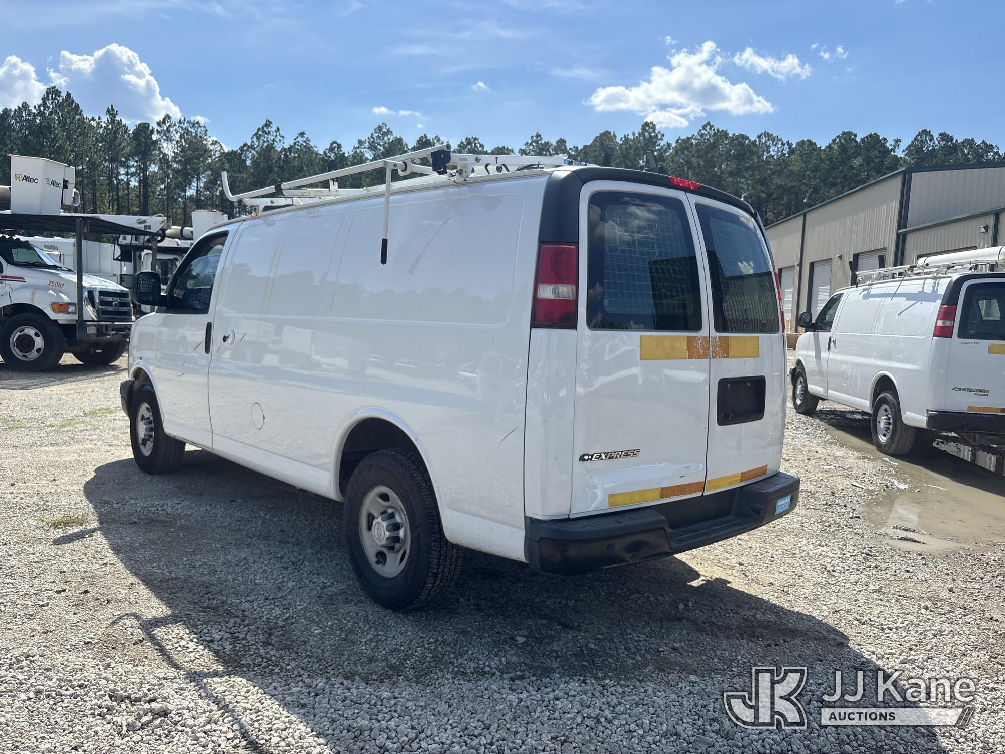 2017 Chevrolet EXPRESS G2500