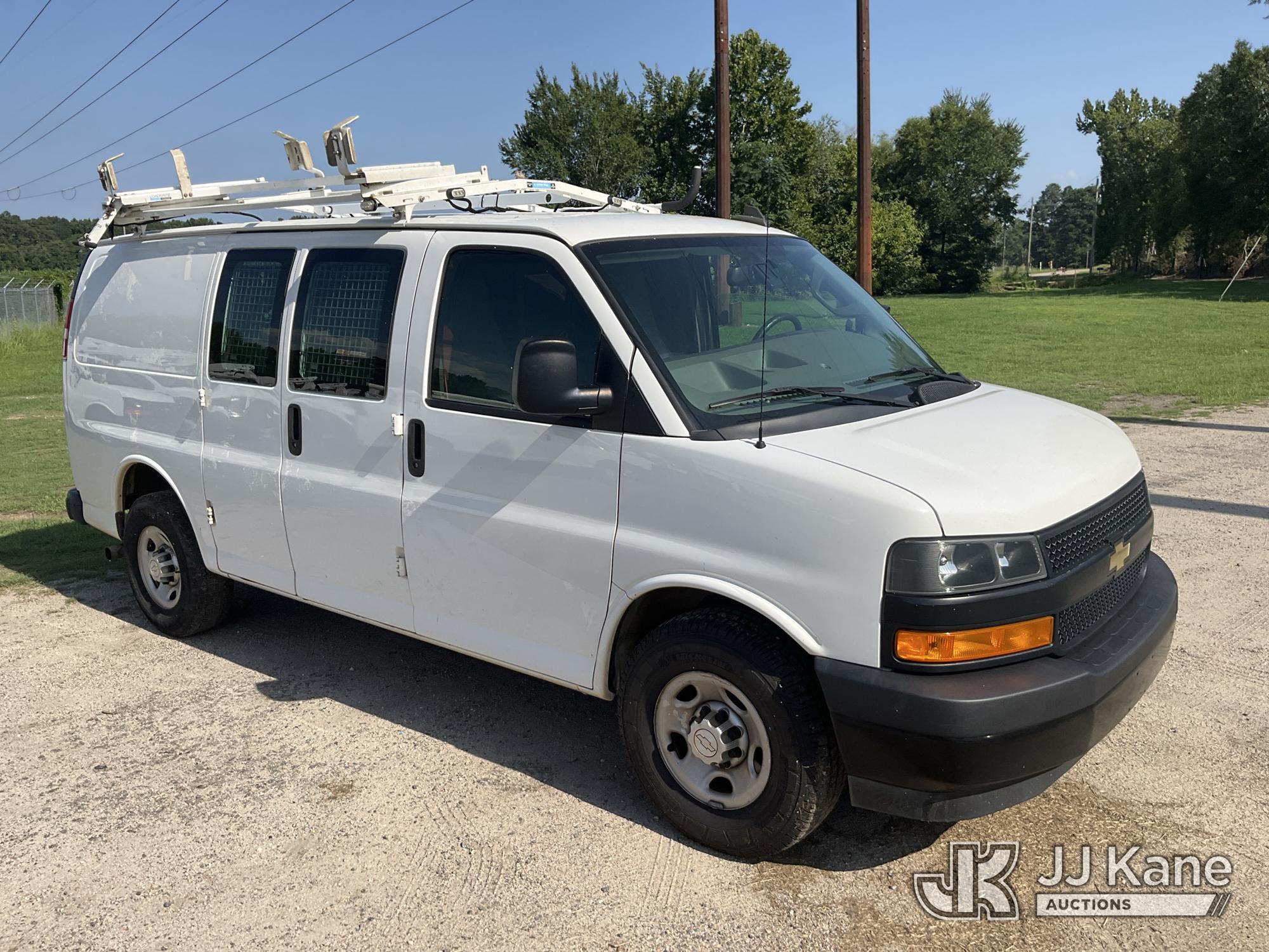 2018 Chevrolet EXPRESS 2500