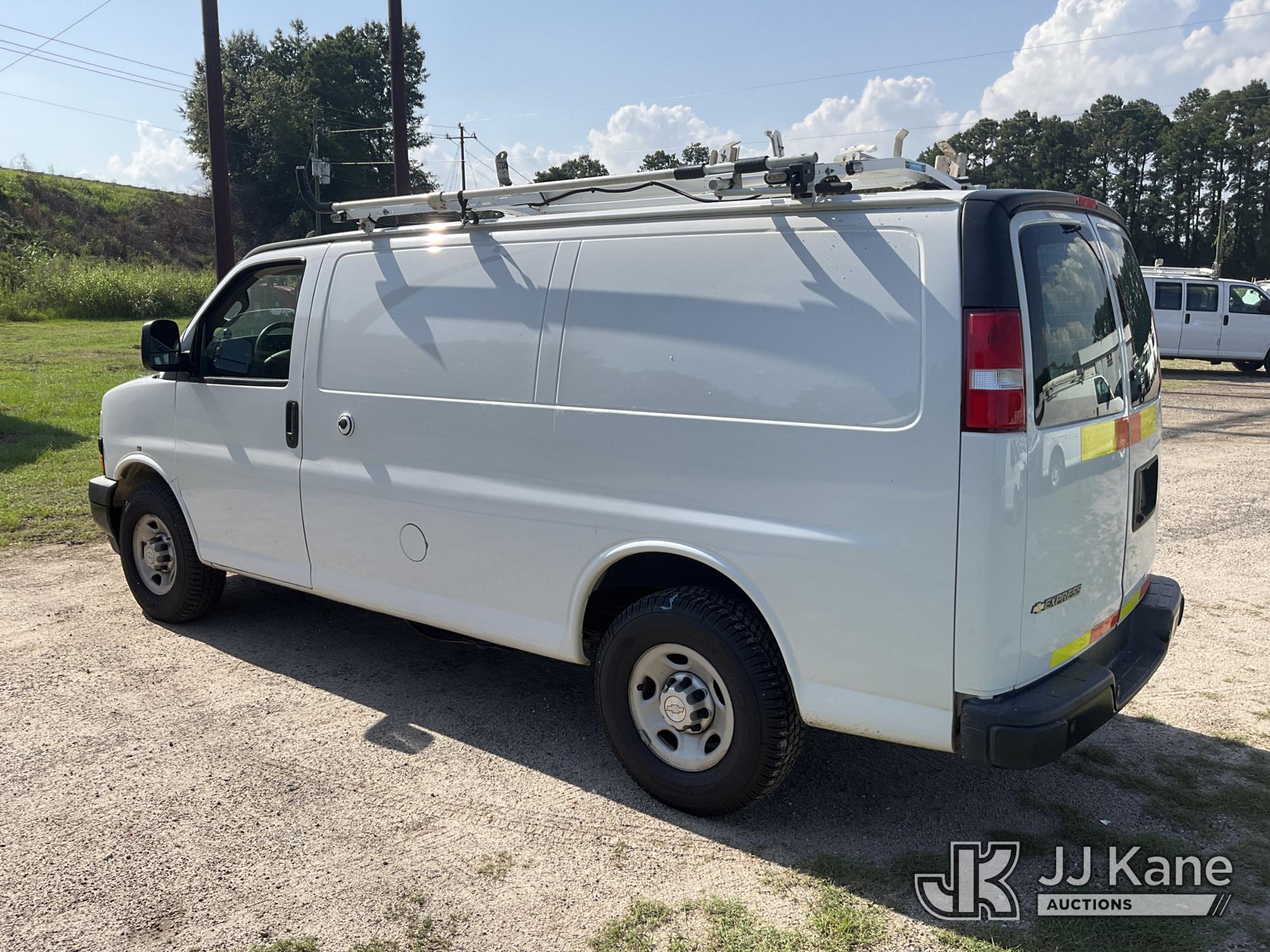 2018 Chevrolet EXPRESS 2500