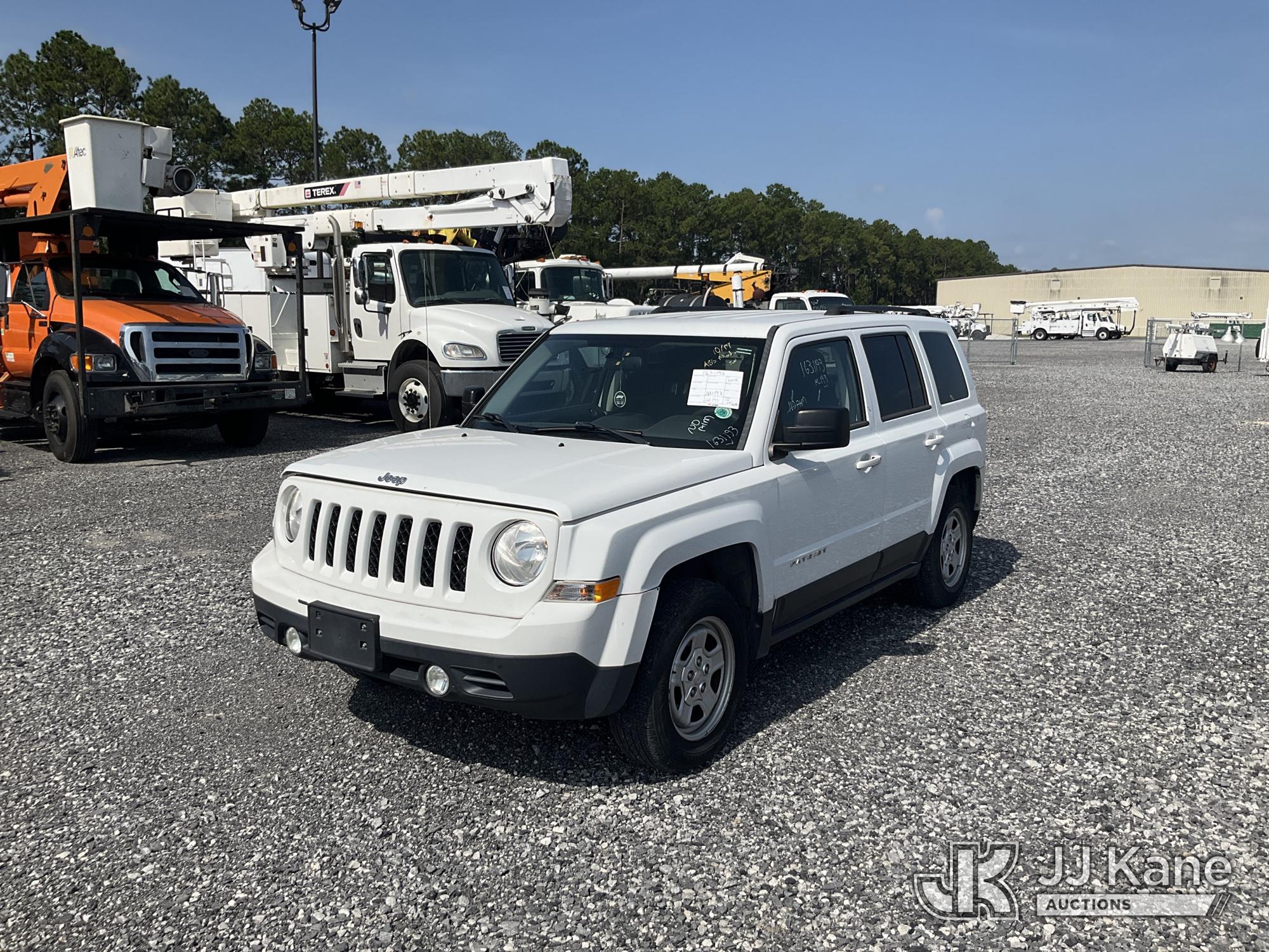 Photo of a 2015 Jeep Patriot