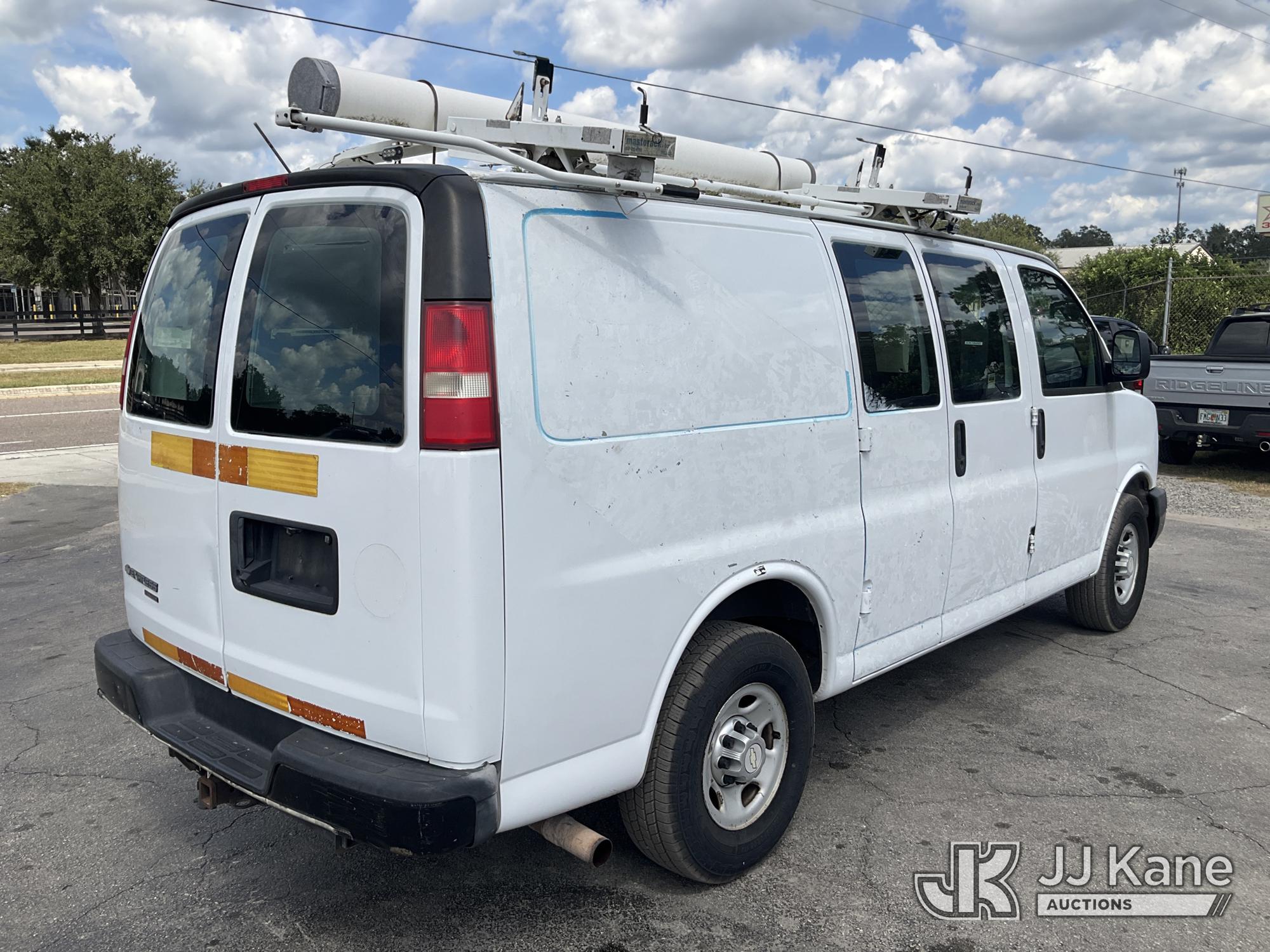 2013 Chevrolet EXPRESS G2500