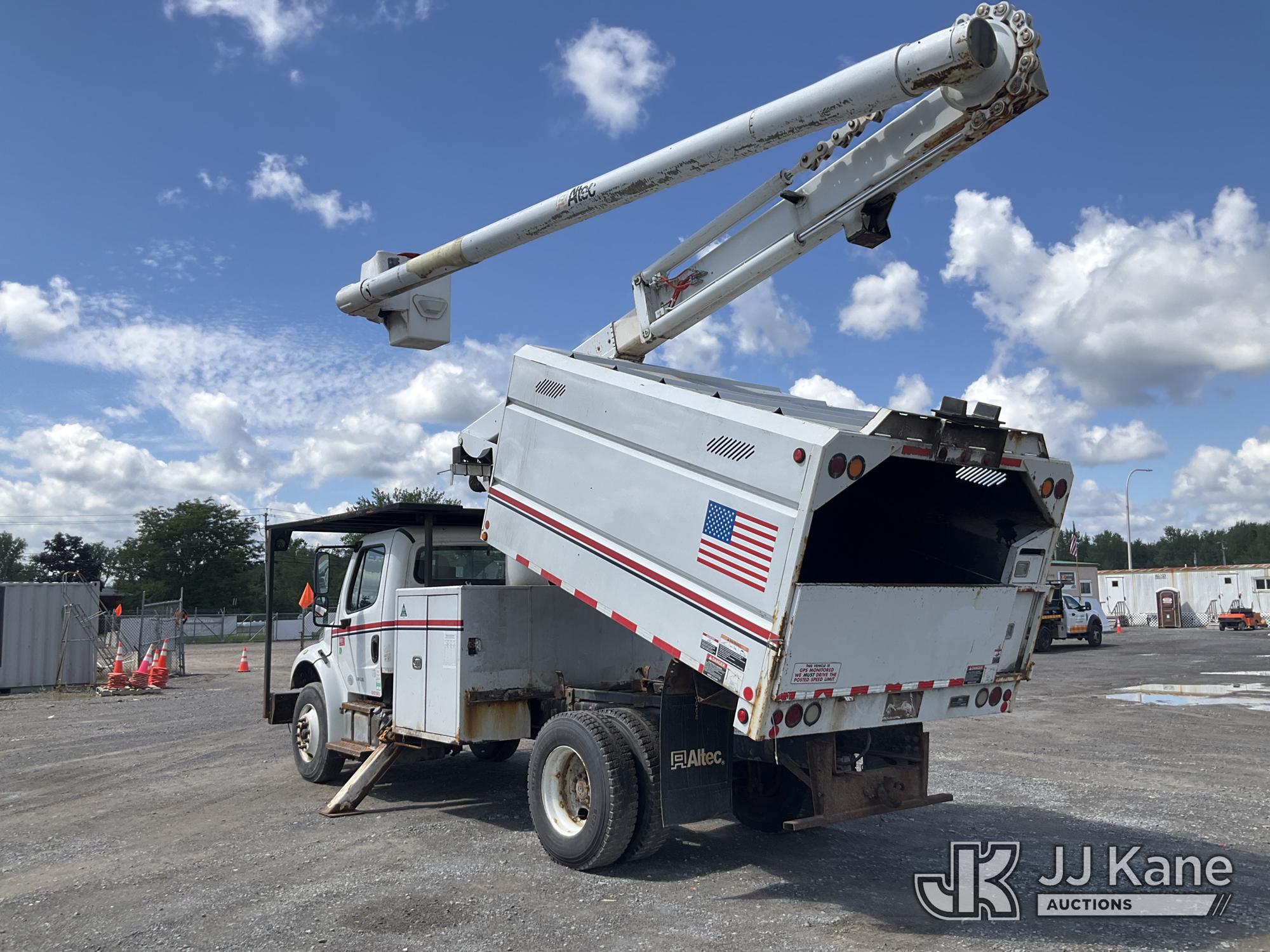 2015 Freightliner M2 106