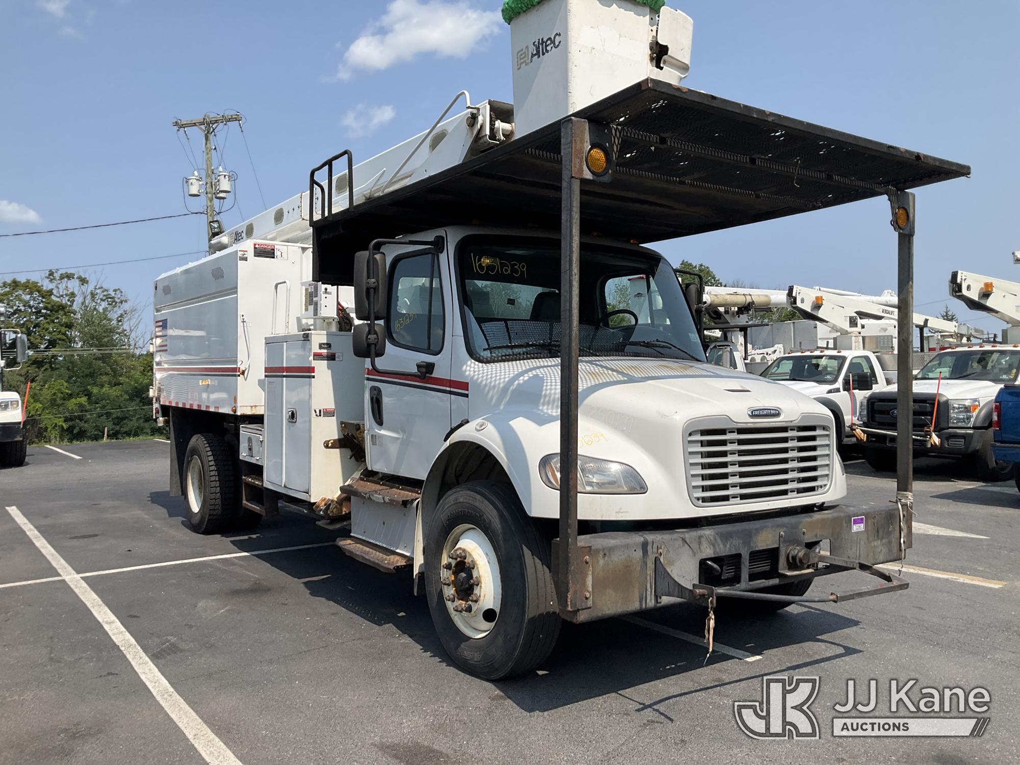 2015 Freightliner M2 106