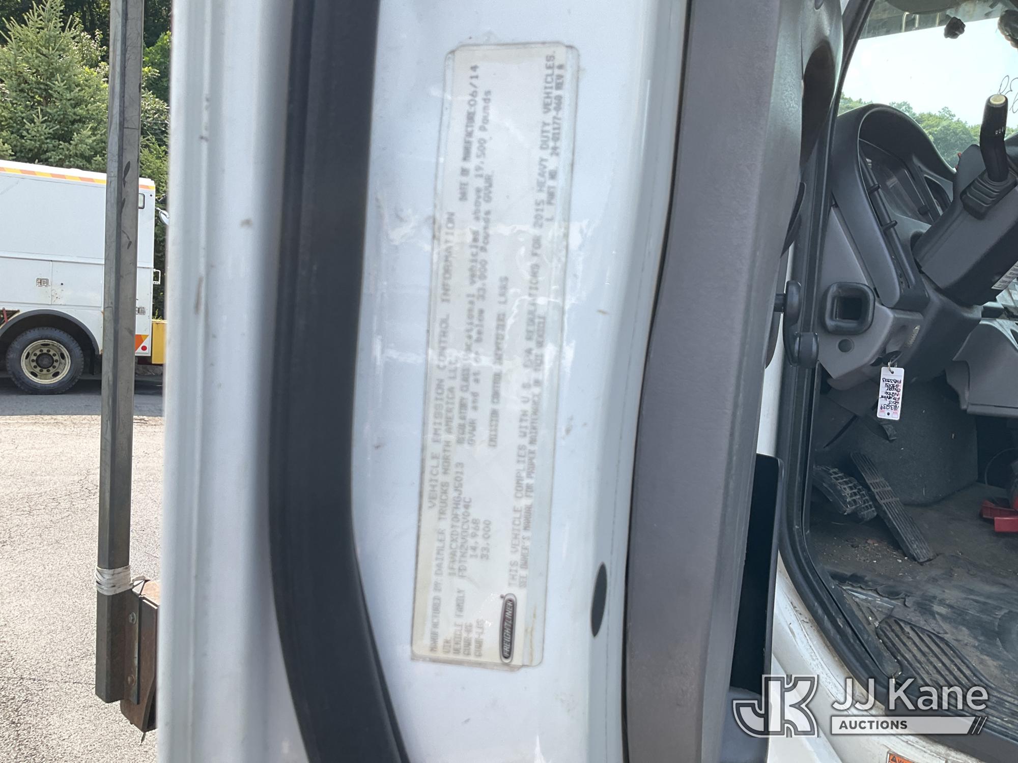 2015 Freightliner M2 106