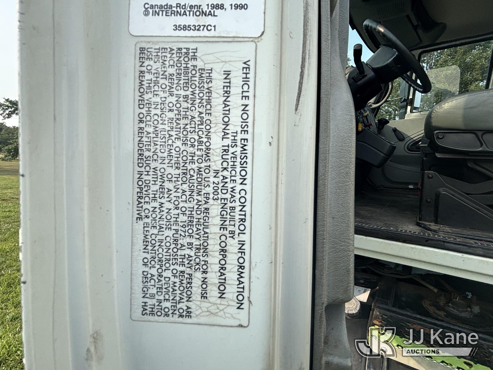 2004 International 7300