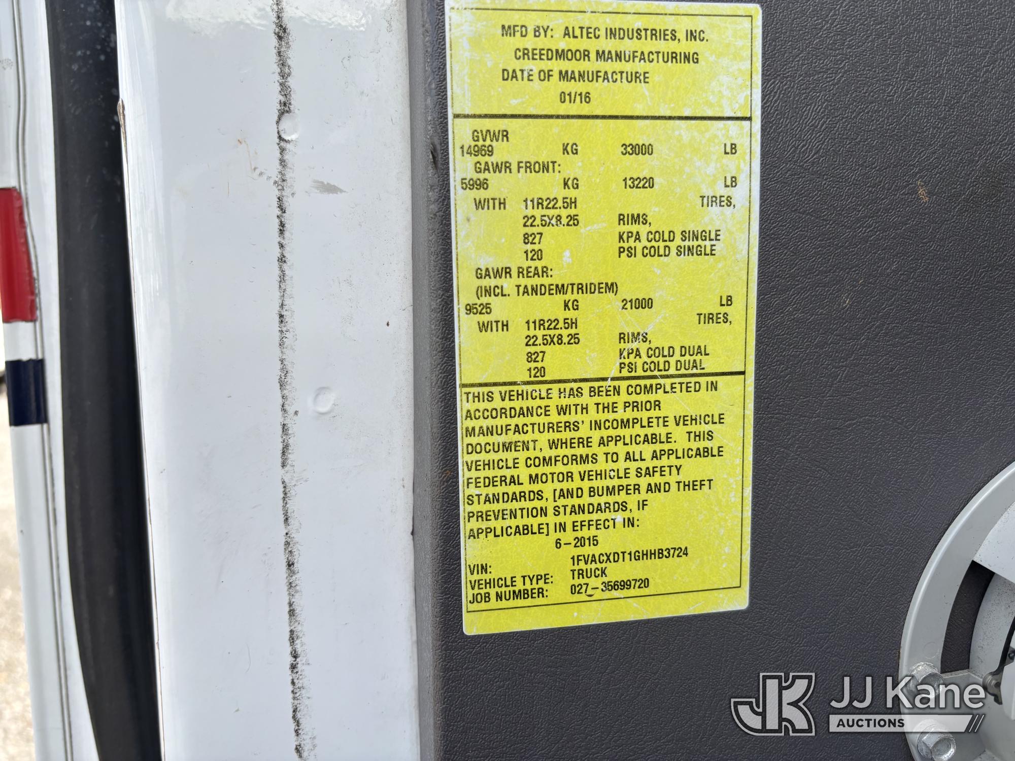 2016 Freightliner M2 106
