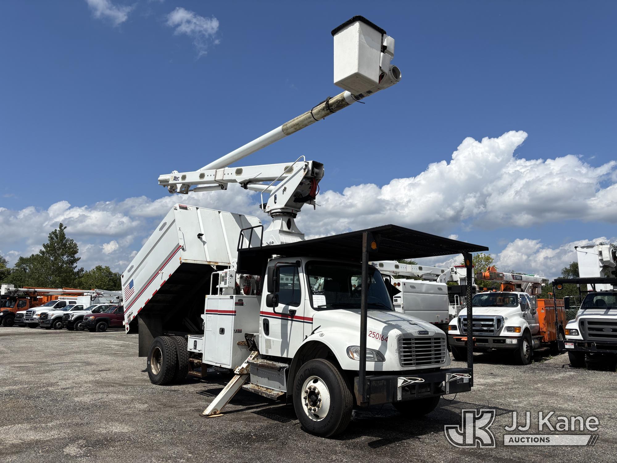 2015 Freightliner M2 106