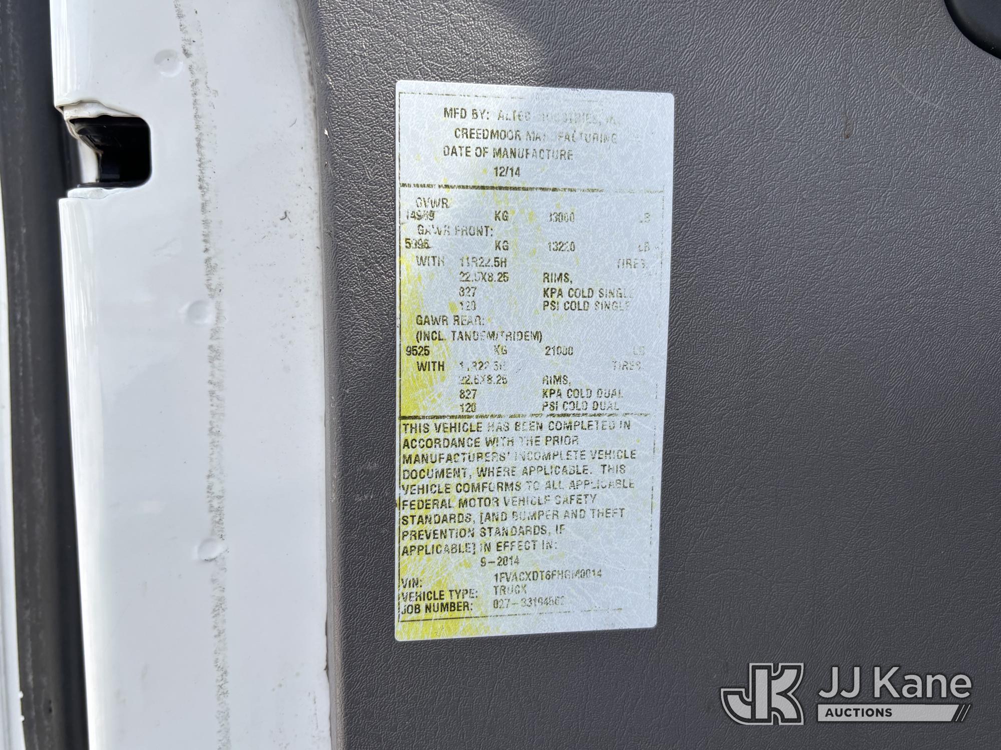 2015 Freightliner M2 106
