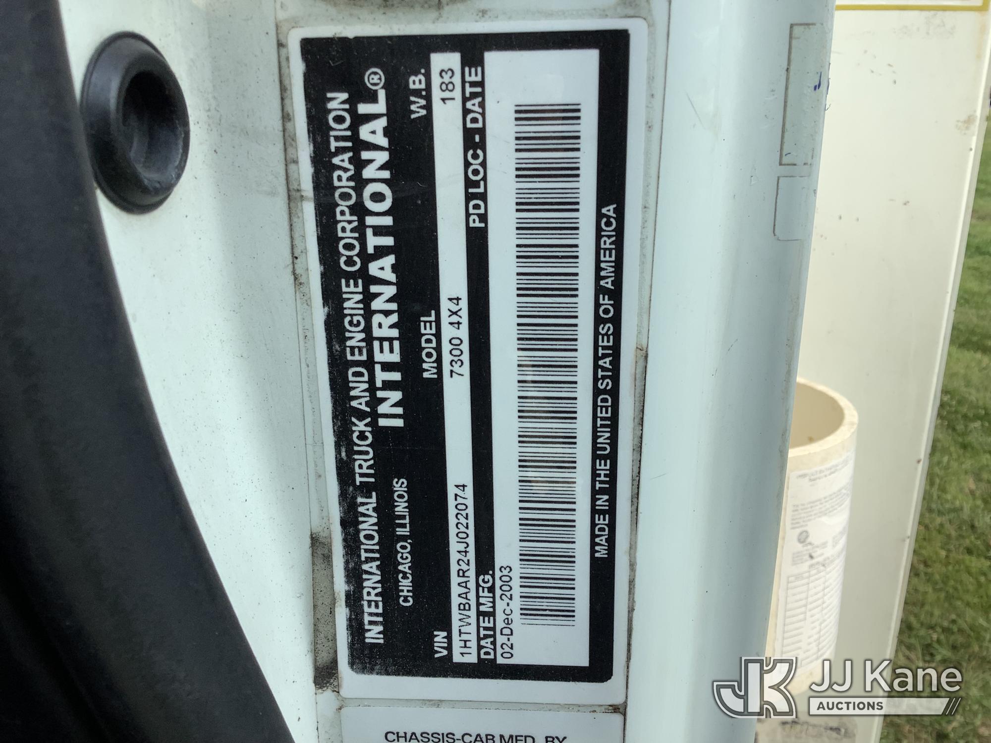 2004 International 7300