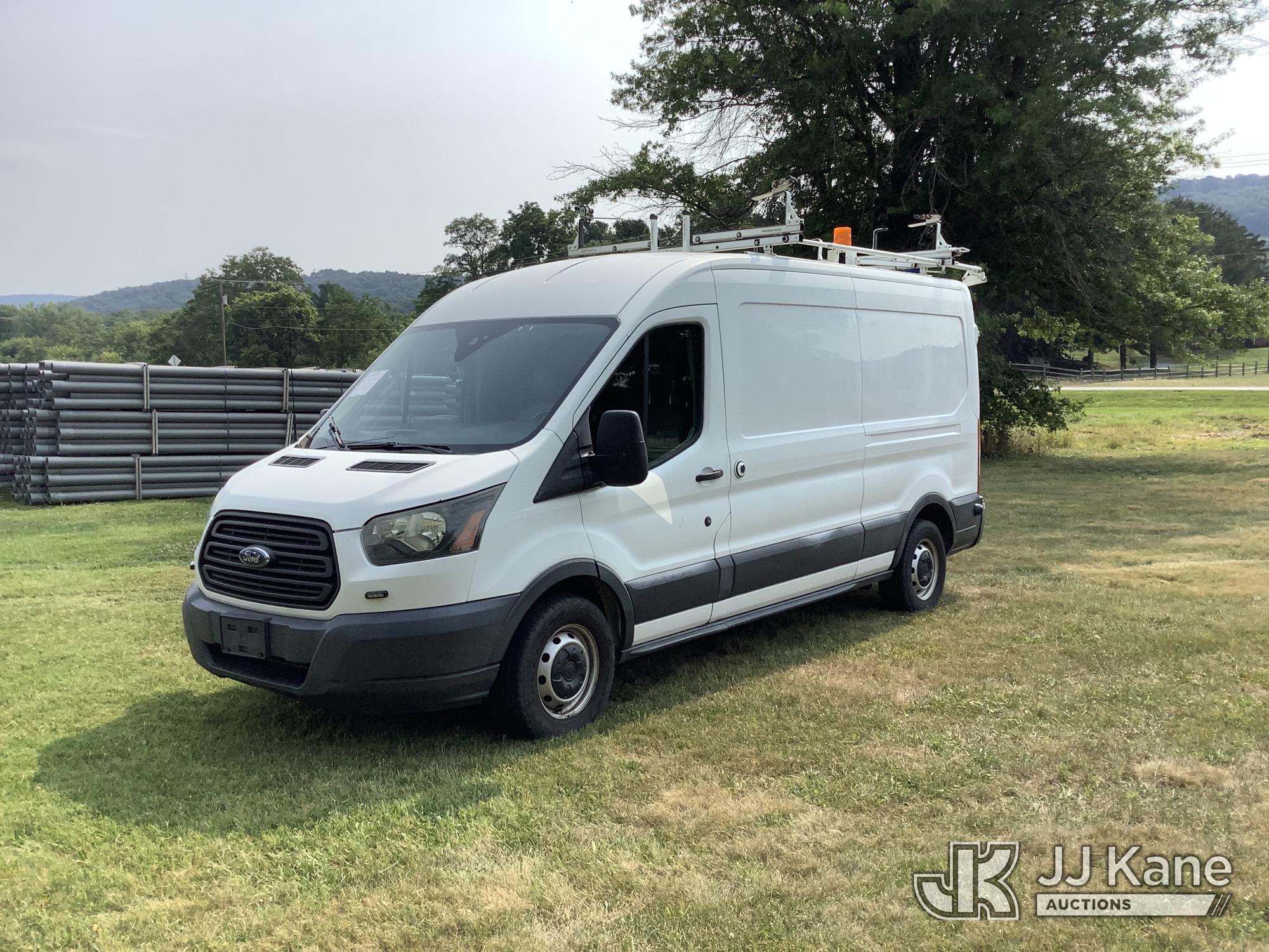 2015 Ford Transit 150 Van Med. Roof w/Sliding Pass. 148-in. WB Cargo Van