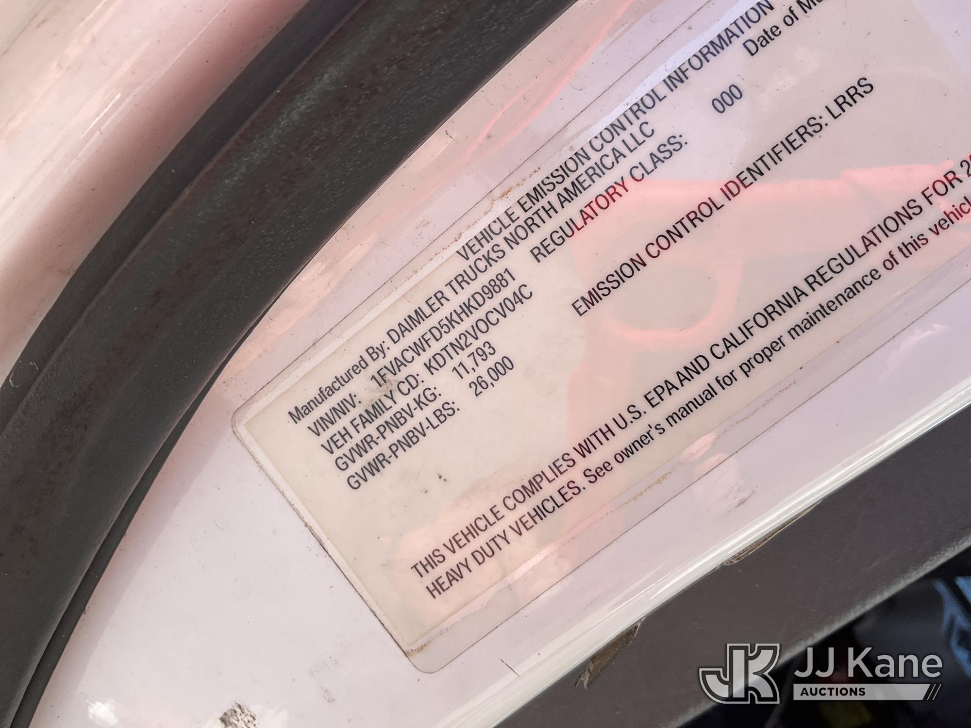 2019 Freightliner M2 106