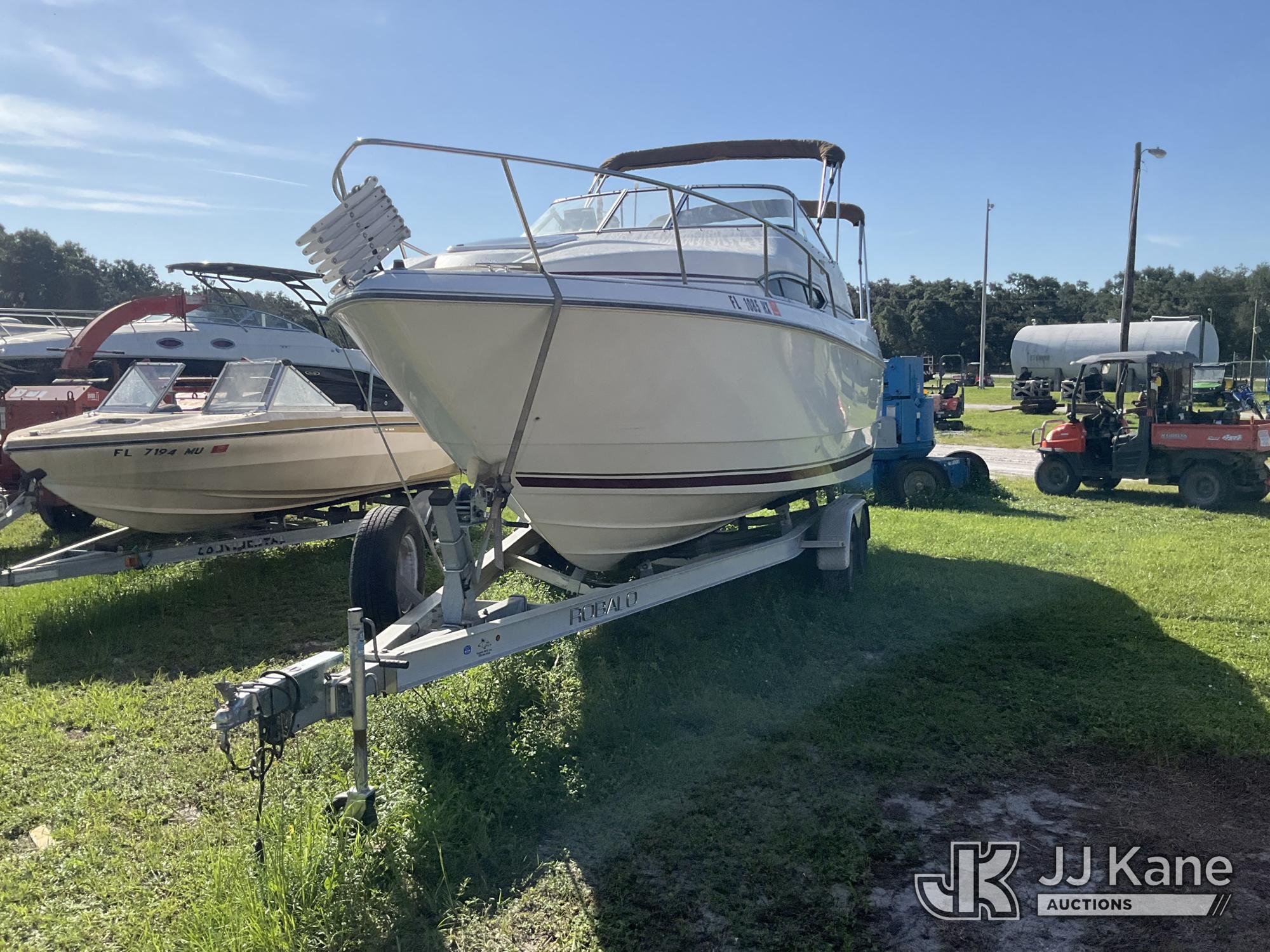 1993 Monterey 245 SLX Boat