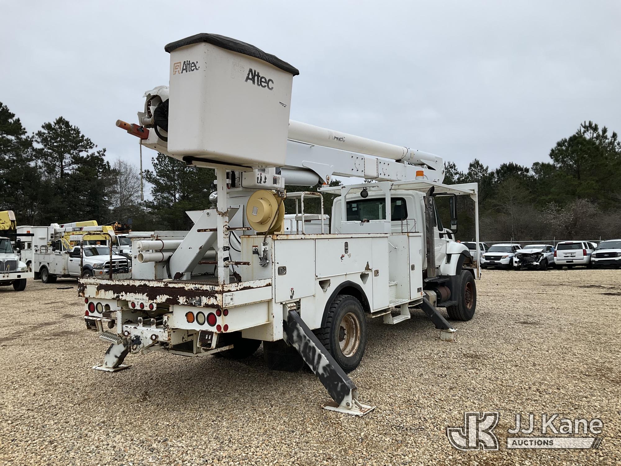 2010 International 7300 4x4