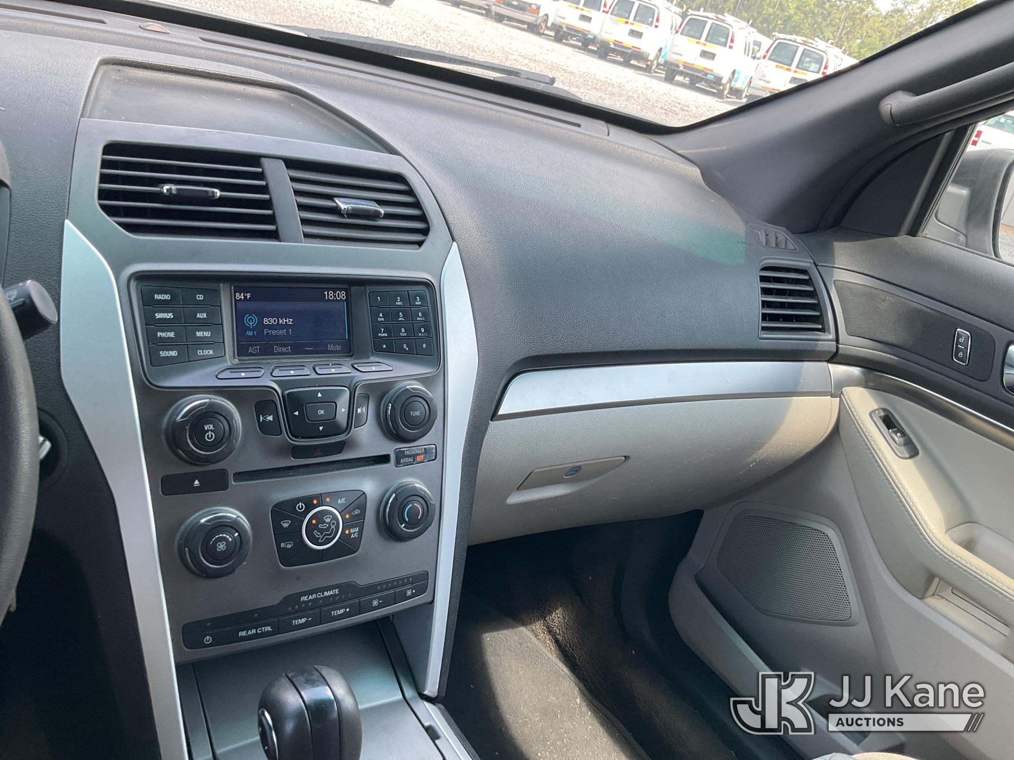 2015 Ford Explorer