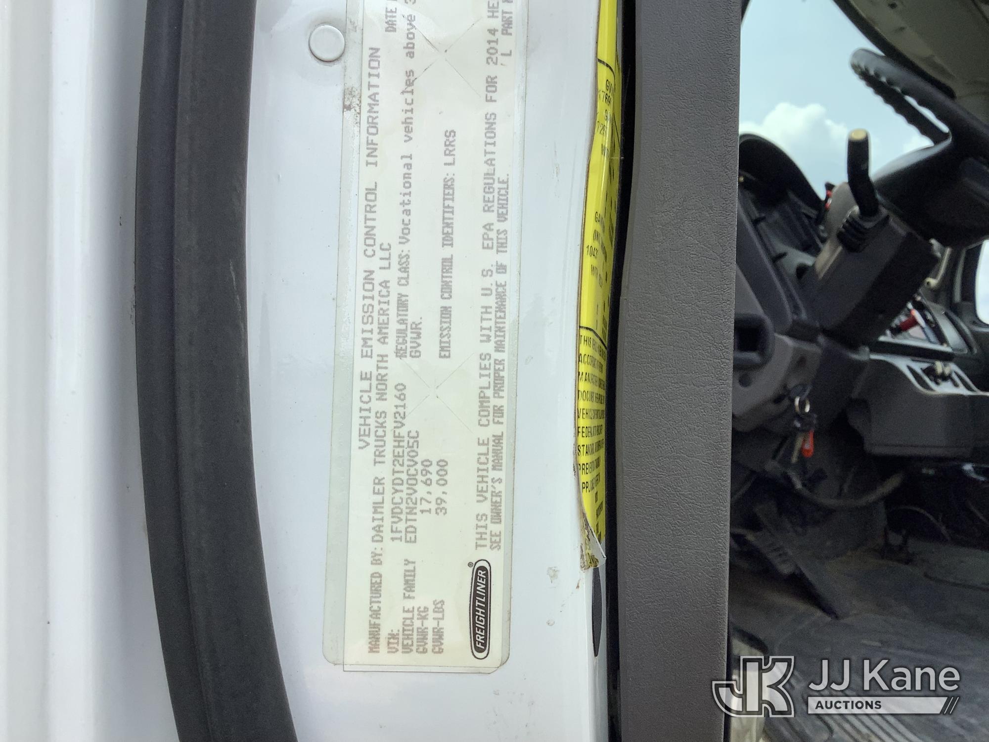 2014 Freightliner M2 106 4x4