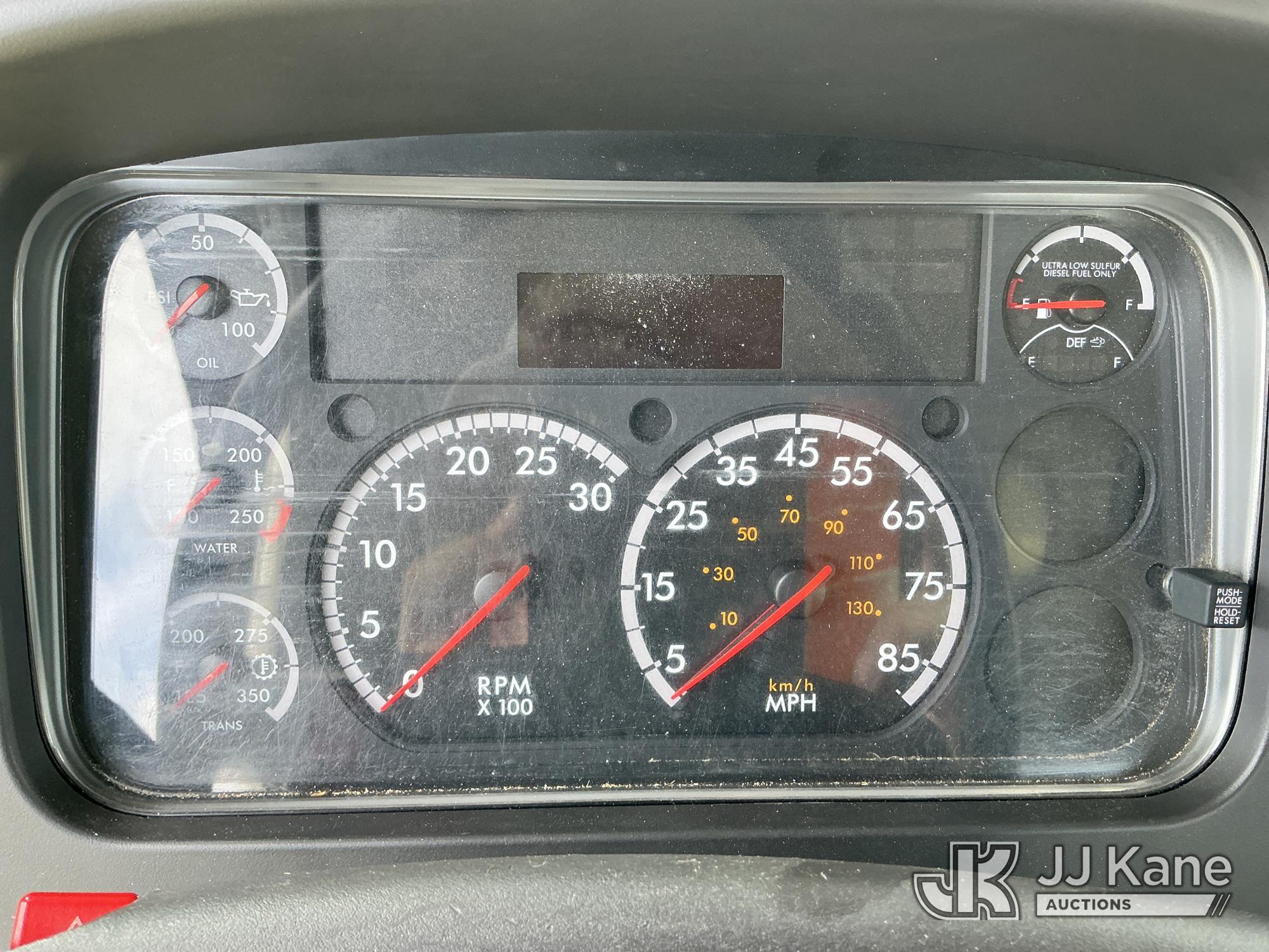 2016 Freightliner M2 106