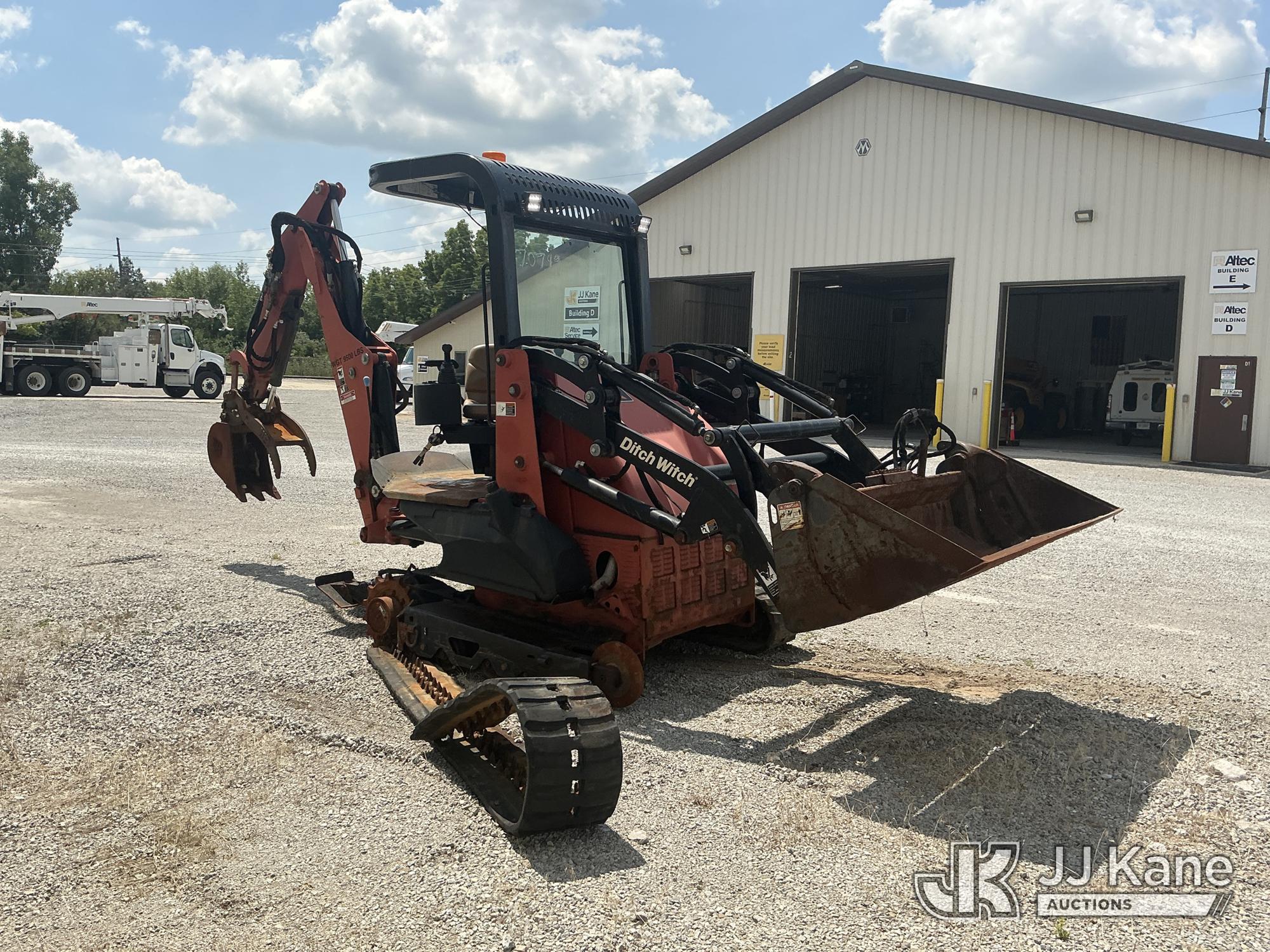 2012 Ditch Witch XT1600