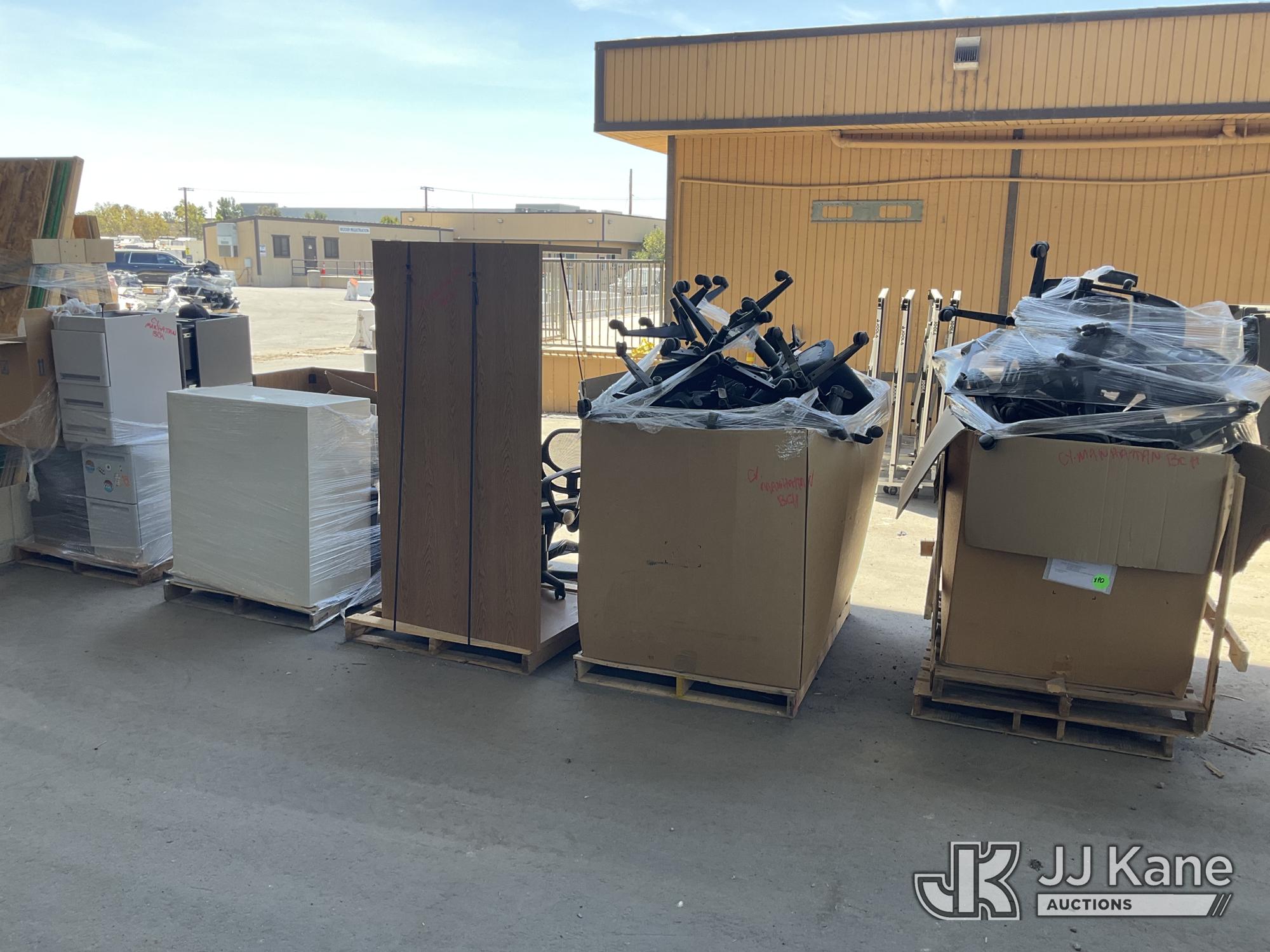 (5 Pallets) Office Furniture (Used) NOTE: This unit is being sold AS IS/WHERE IS via Timed Auction and is located in Jurupa Valley