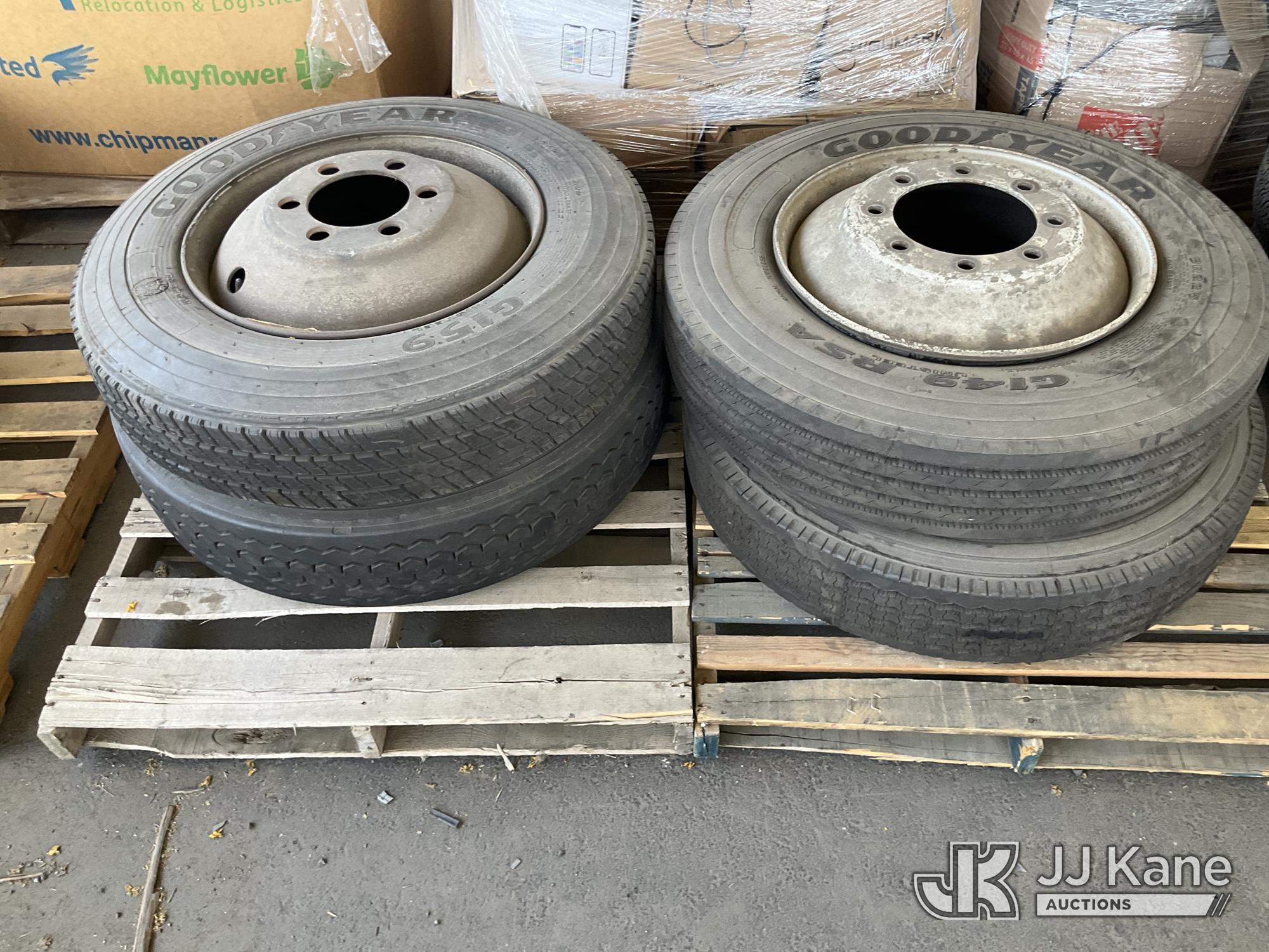 (2 Pallet) 4 Tires (SR22.5) (Used) NOTE: This unit is being sold AS IS/WHERE IS via Timed Auction and is located in Jurupa Valley