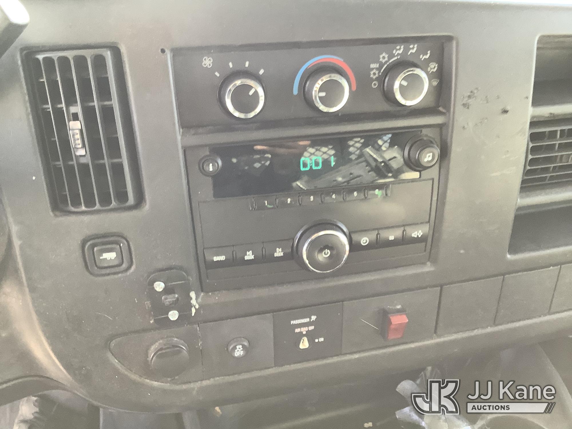 2013 Chevrolet EXPRESS 2500