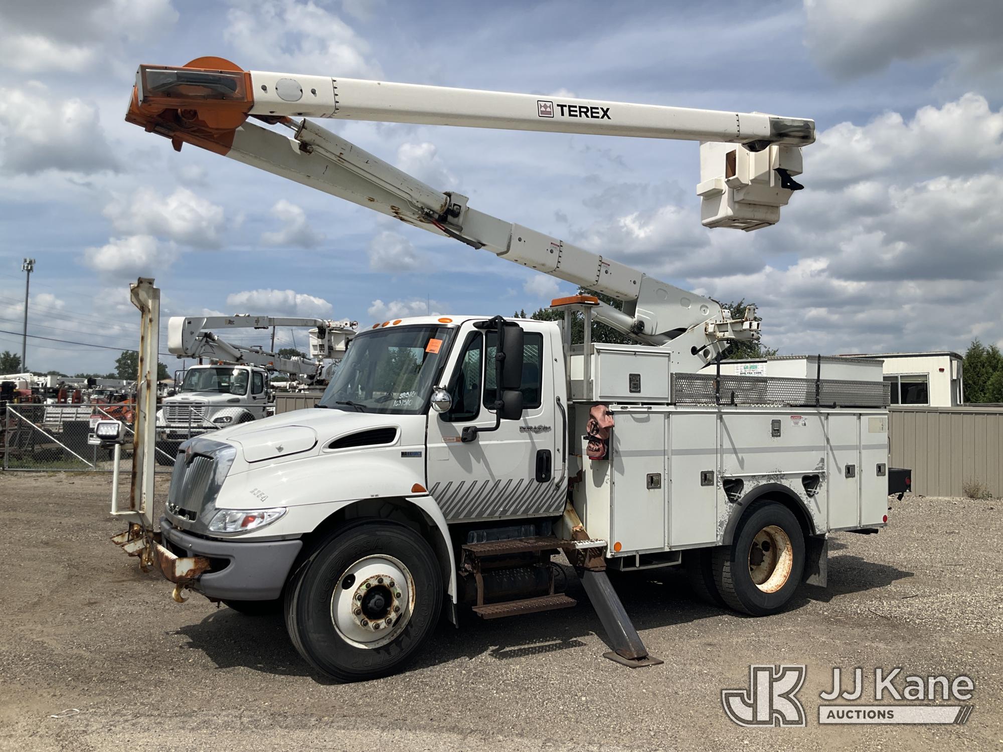 Photo of 2011 International DuraStar 4300