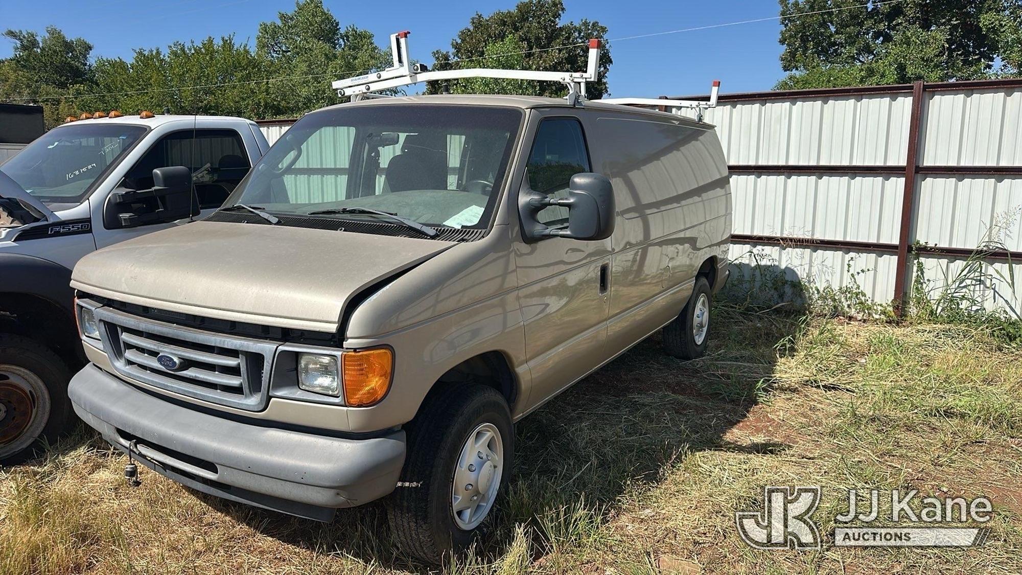 Photo of 2007 Ford Econoline E-350 SD