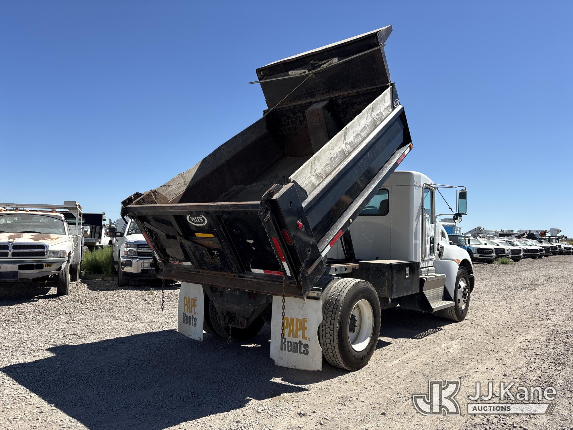 2017 Kenworth T3 SERIES