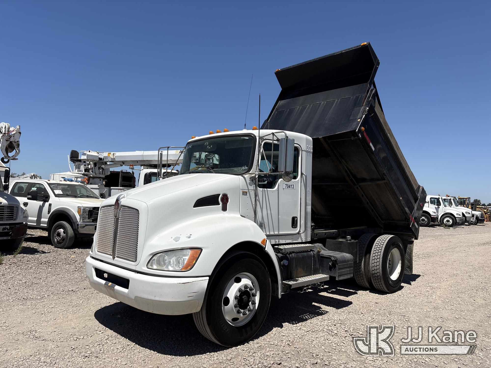 2017 Kenworth T3 SERIES