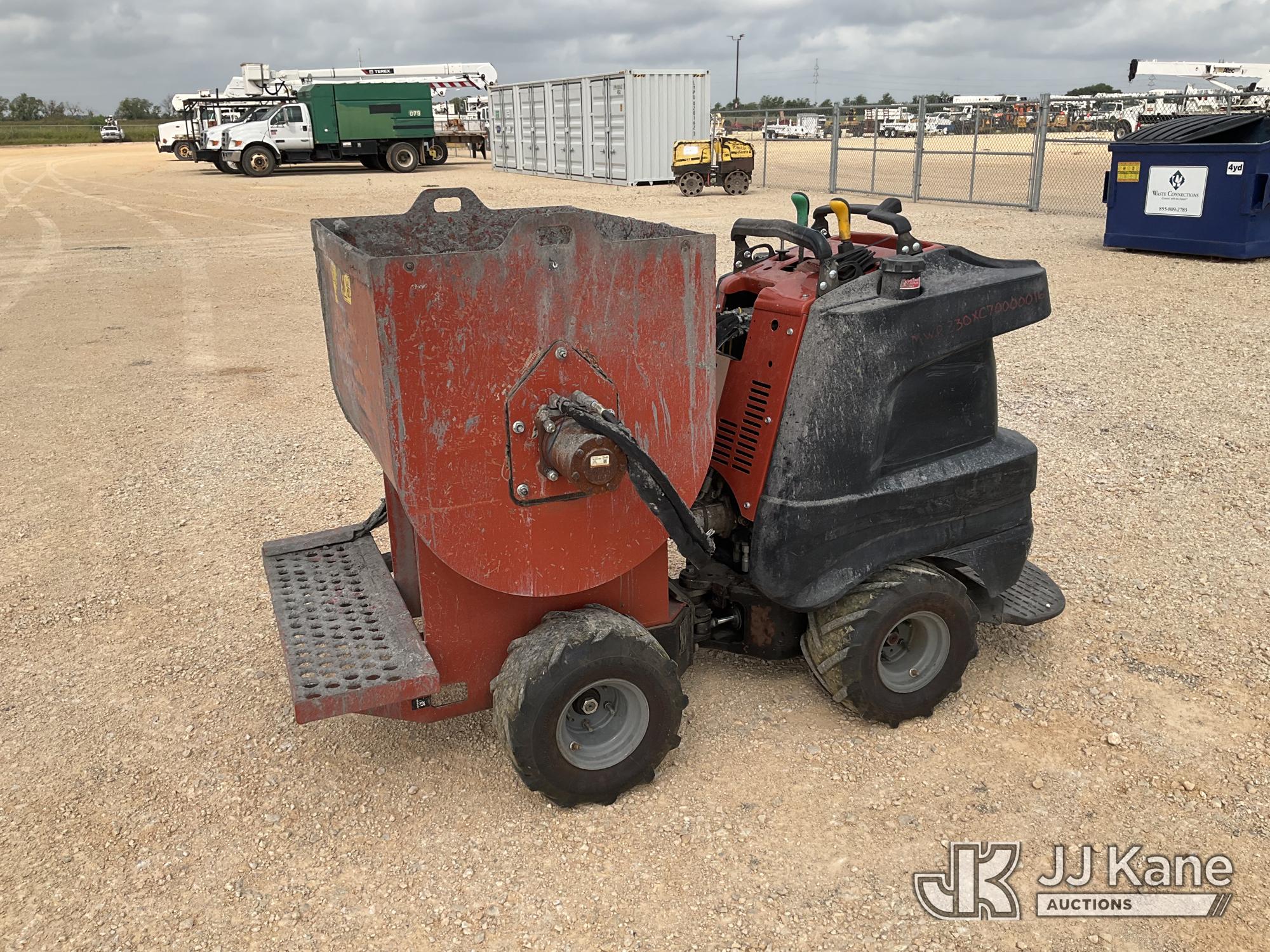 2017 Ditch Witch R300 Stand-Up Yard Cart/Stock Chaser