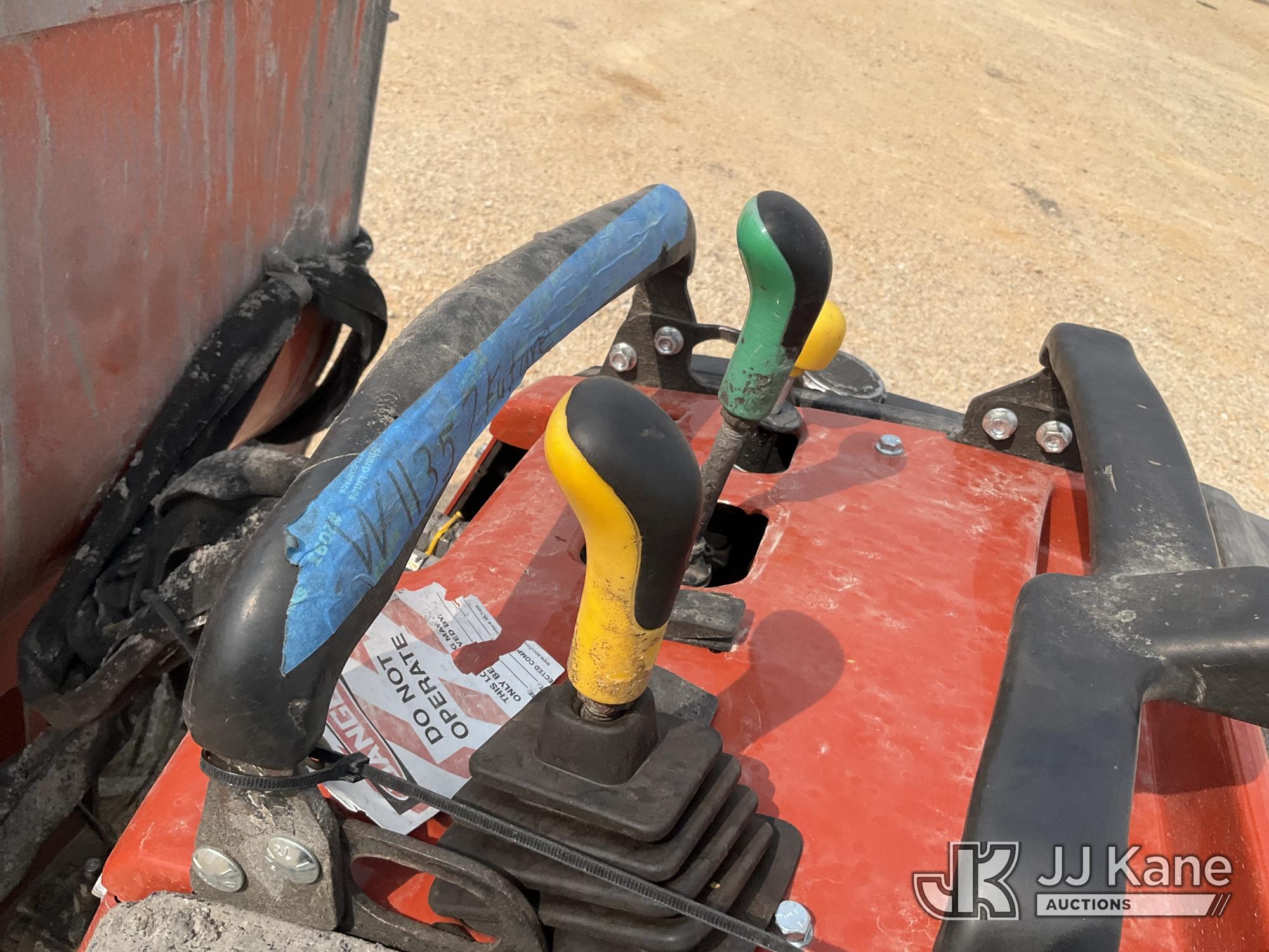 2017 Ditch Witch R300