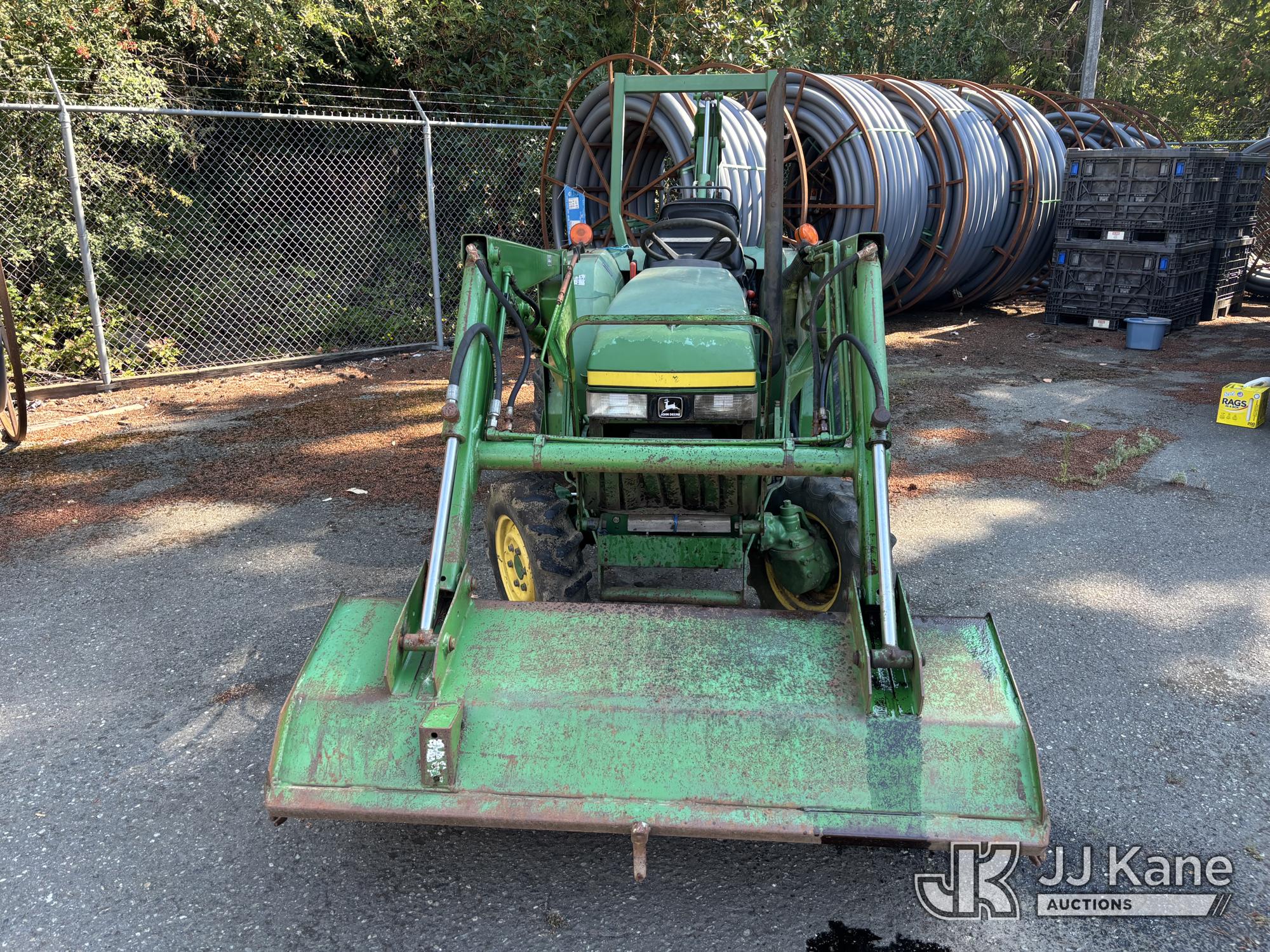 1989 John Deere 855