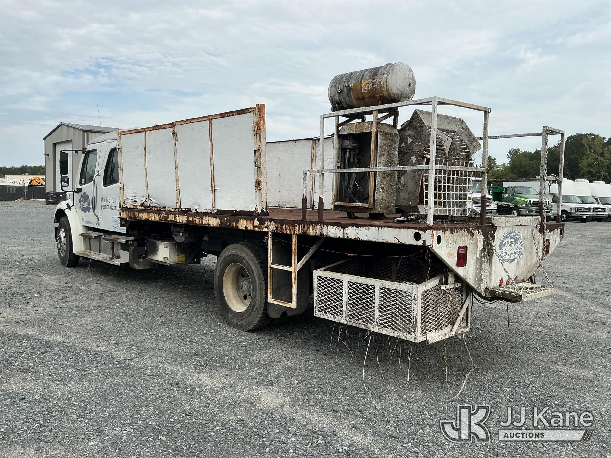 2014 Freightliner M2 106