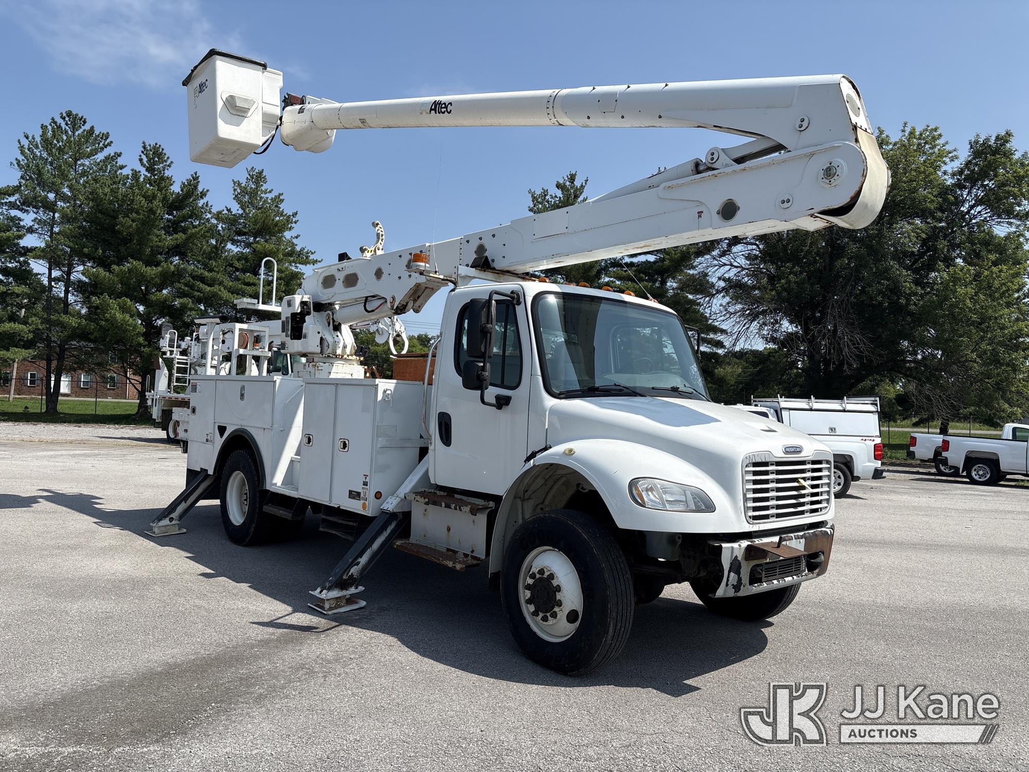 2015 Freightliner M2 106 4X4