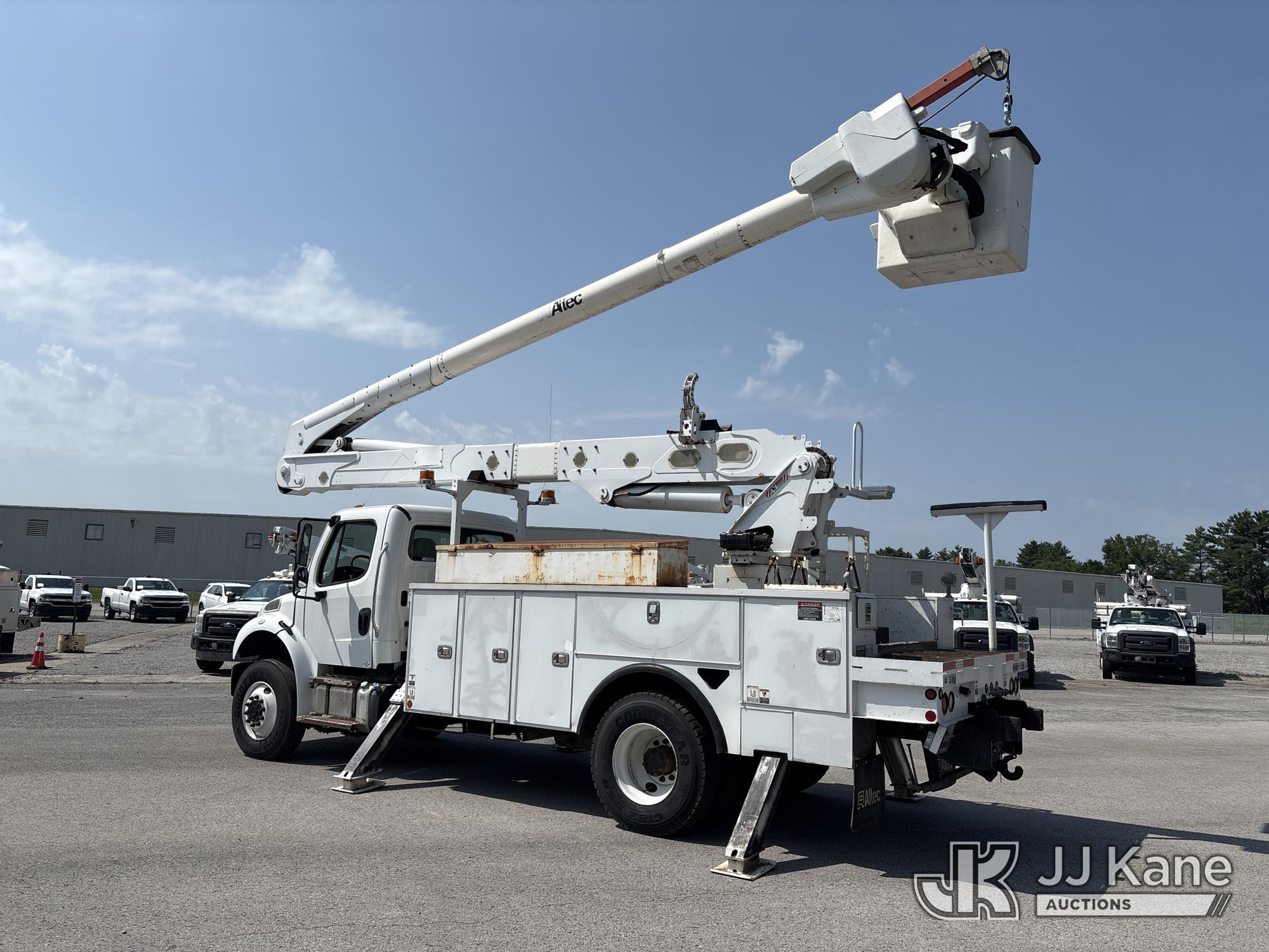 2015 Freightliner M2 106 4X4
