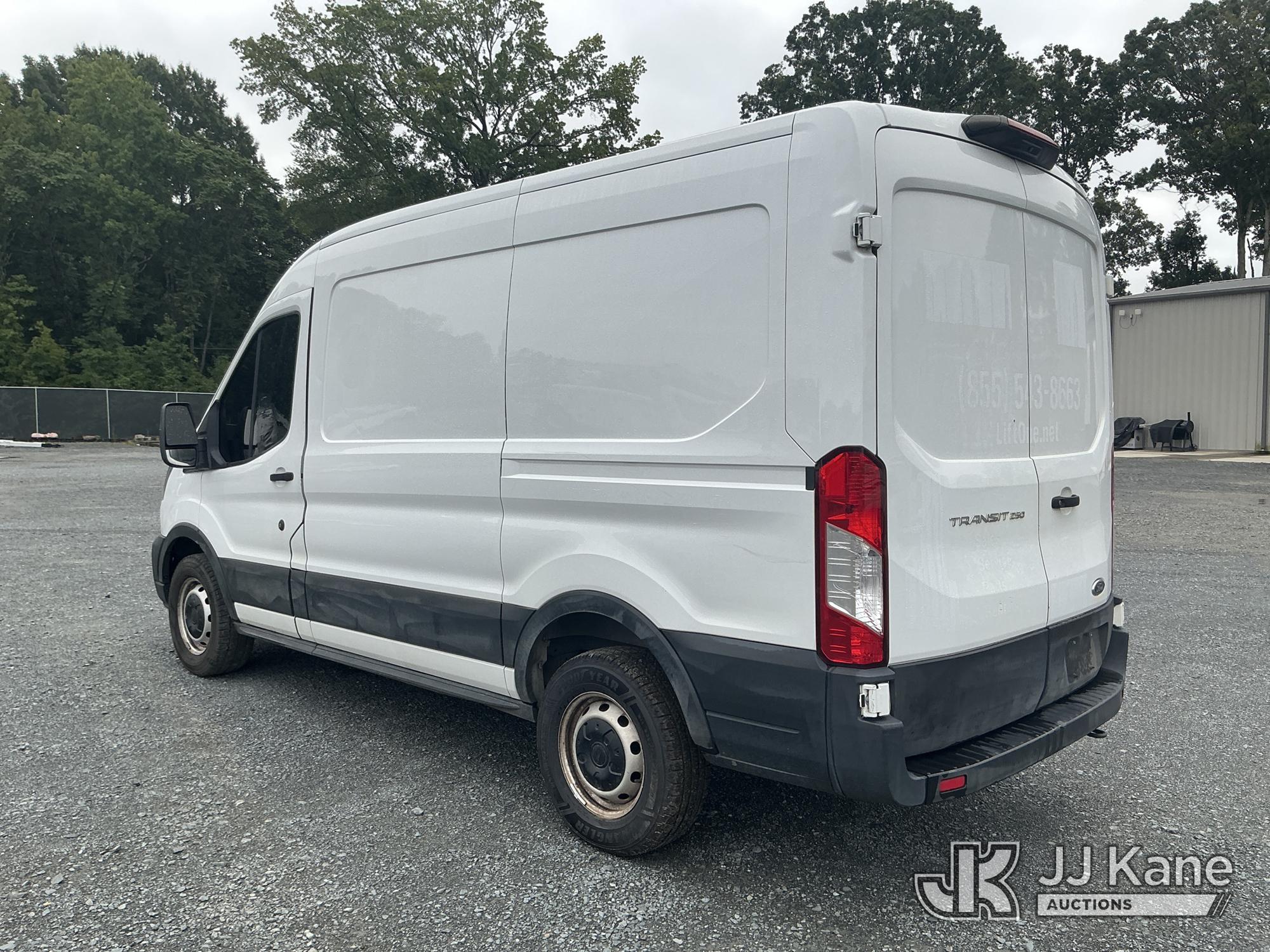 2020 Ford TRANSIT 250