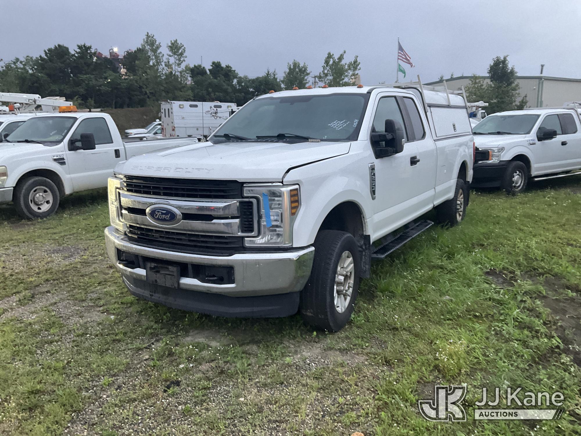 2019 Ford F-250 SD Extended-Cab Pickup Truck