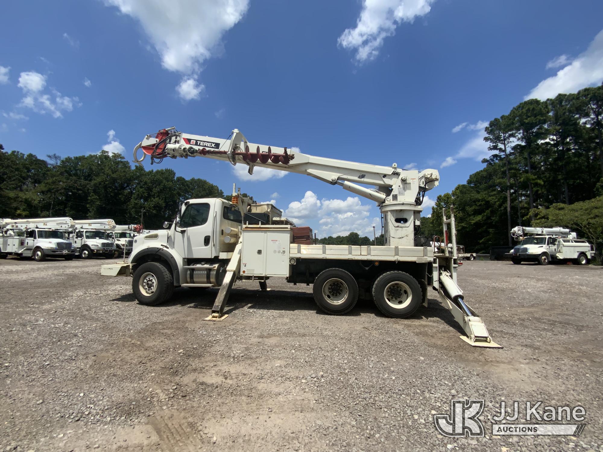 2014 Freightliner M2 112