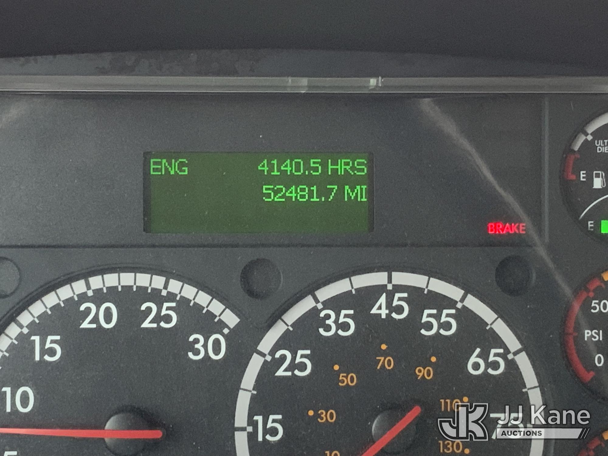 2017 Freightliner M2 106