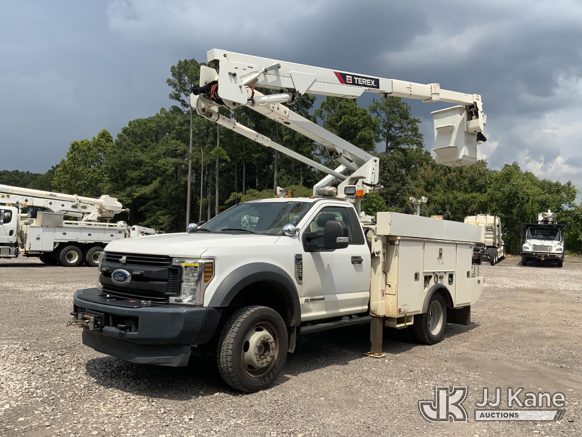 HiRanger LT40, Articulating & Telescopic Bucket Truck mounted behind cab on 2018 Ford F-550 Service Truck, (AL Power Unit)