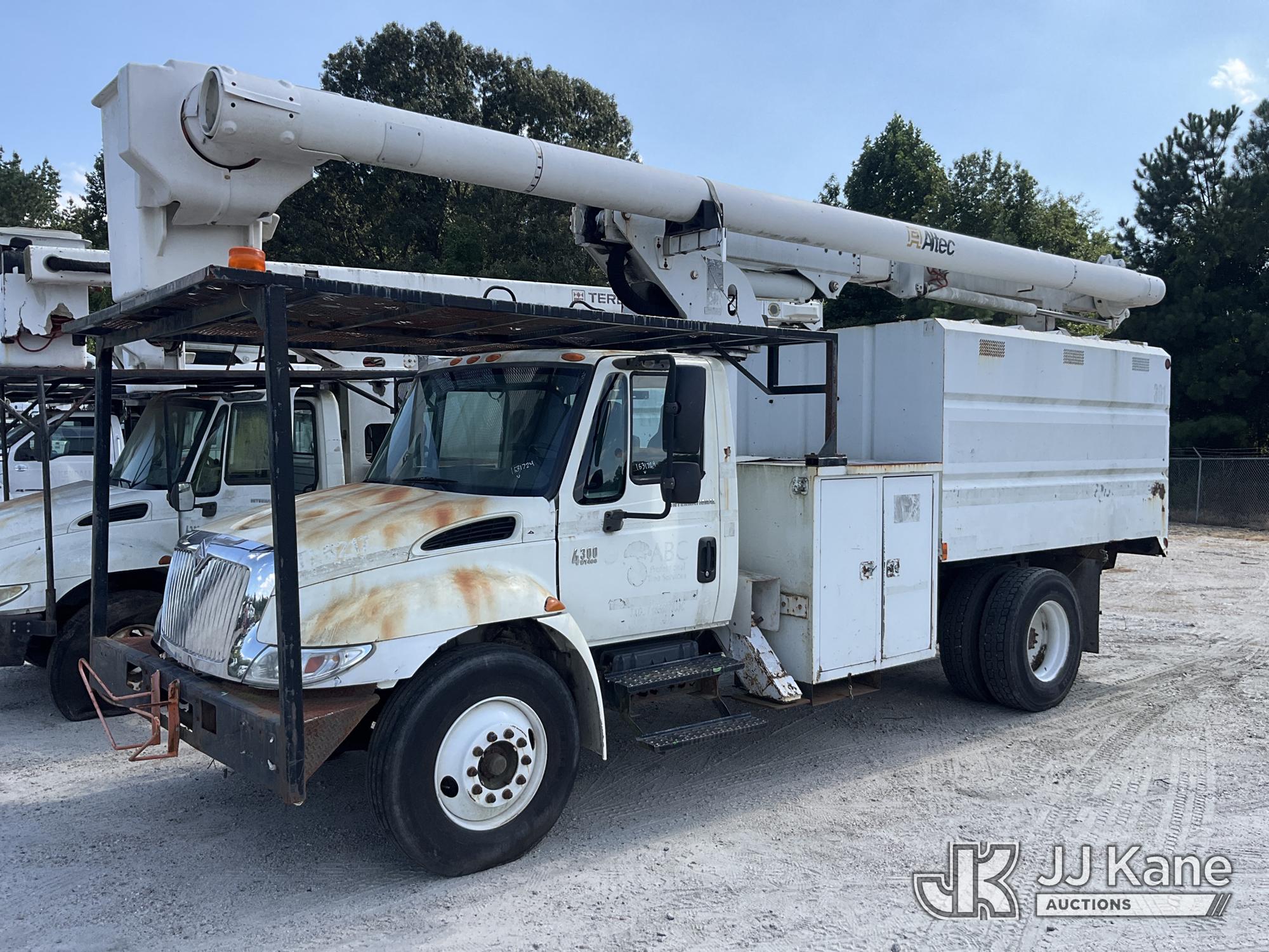 Photo of 2006 International 4300